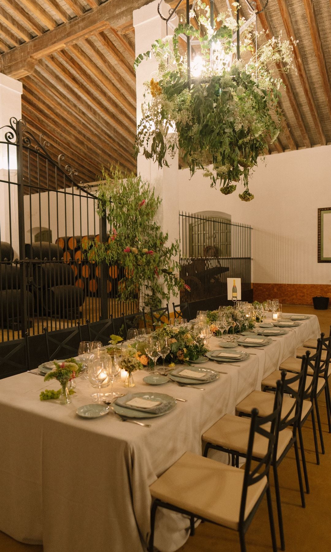 Decoración floral de la mesa de Artemisa