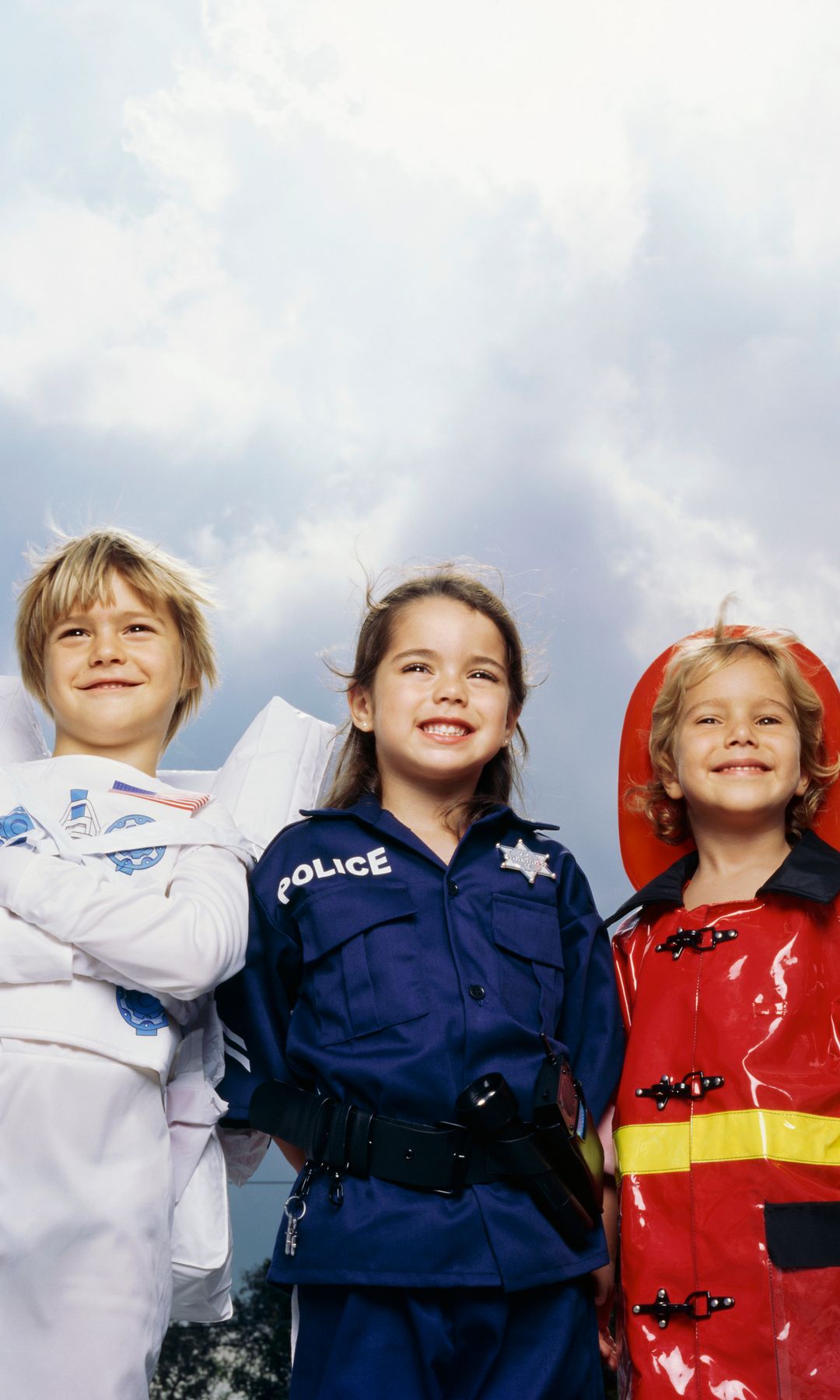 Niños disfrazados de profesionales