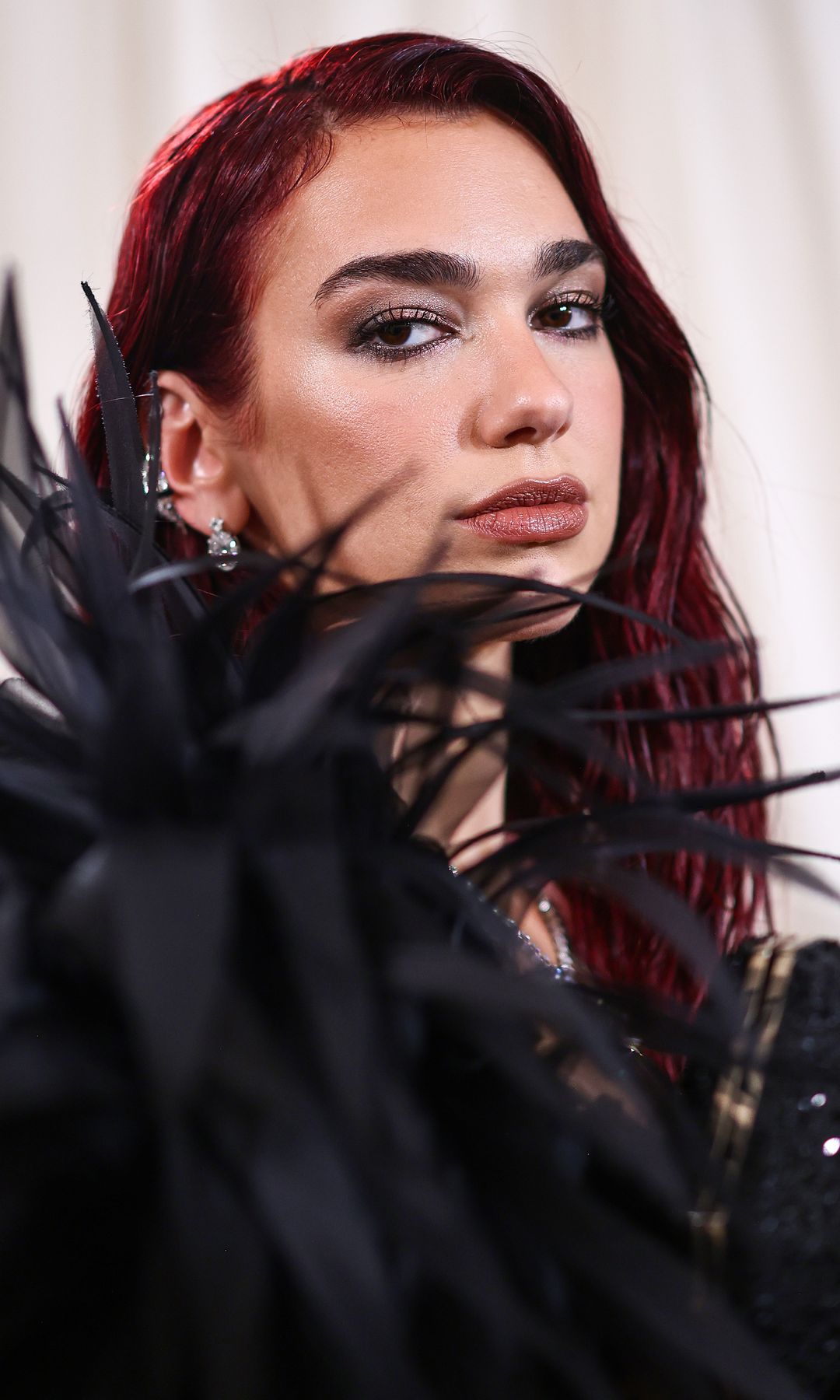 Dua Lipa maquillaje