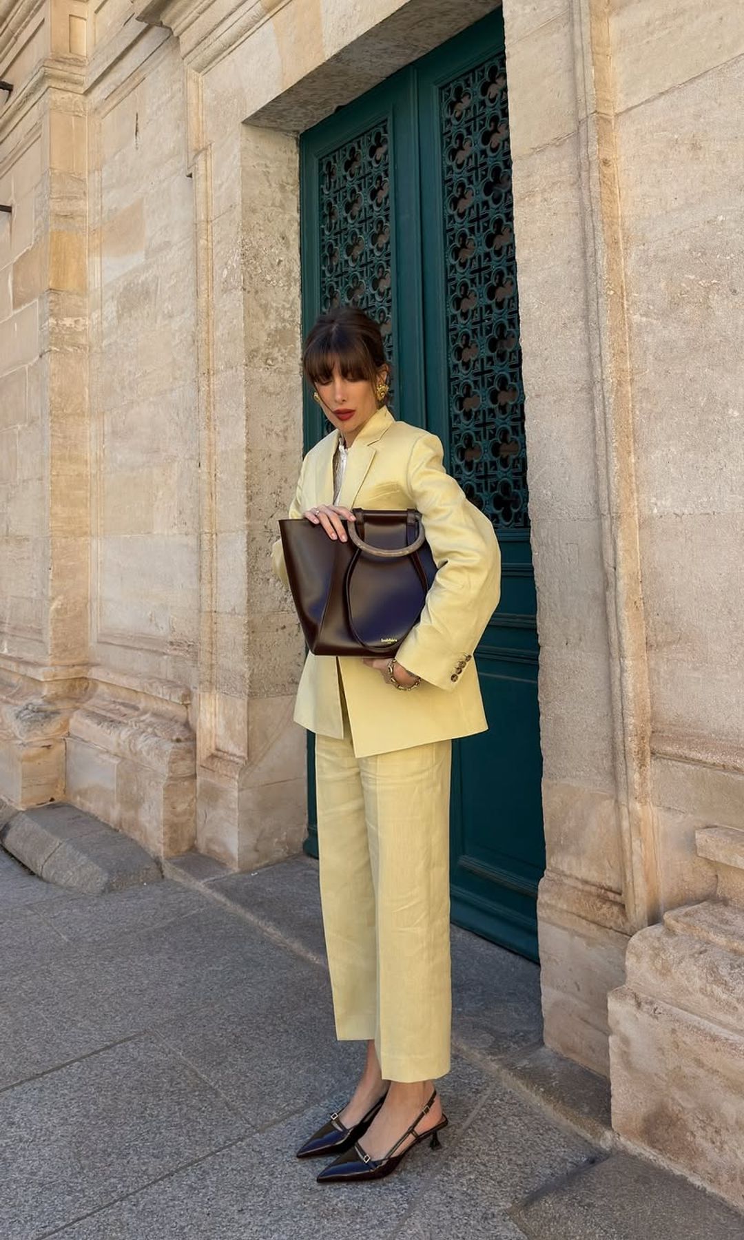 7 bolsos XL y 'made in Spain' que querrás llevar con todos tus looks de oficina para guardar hasta el portátil