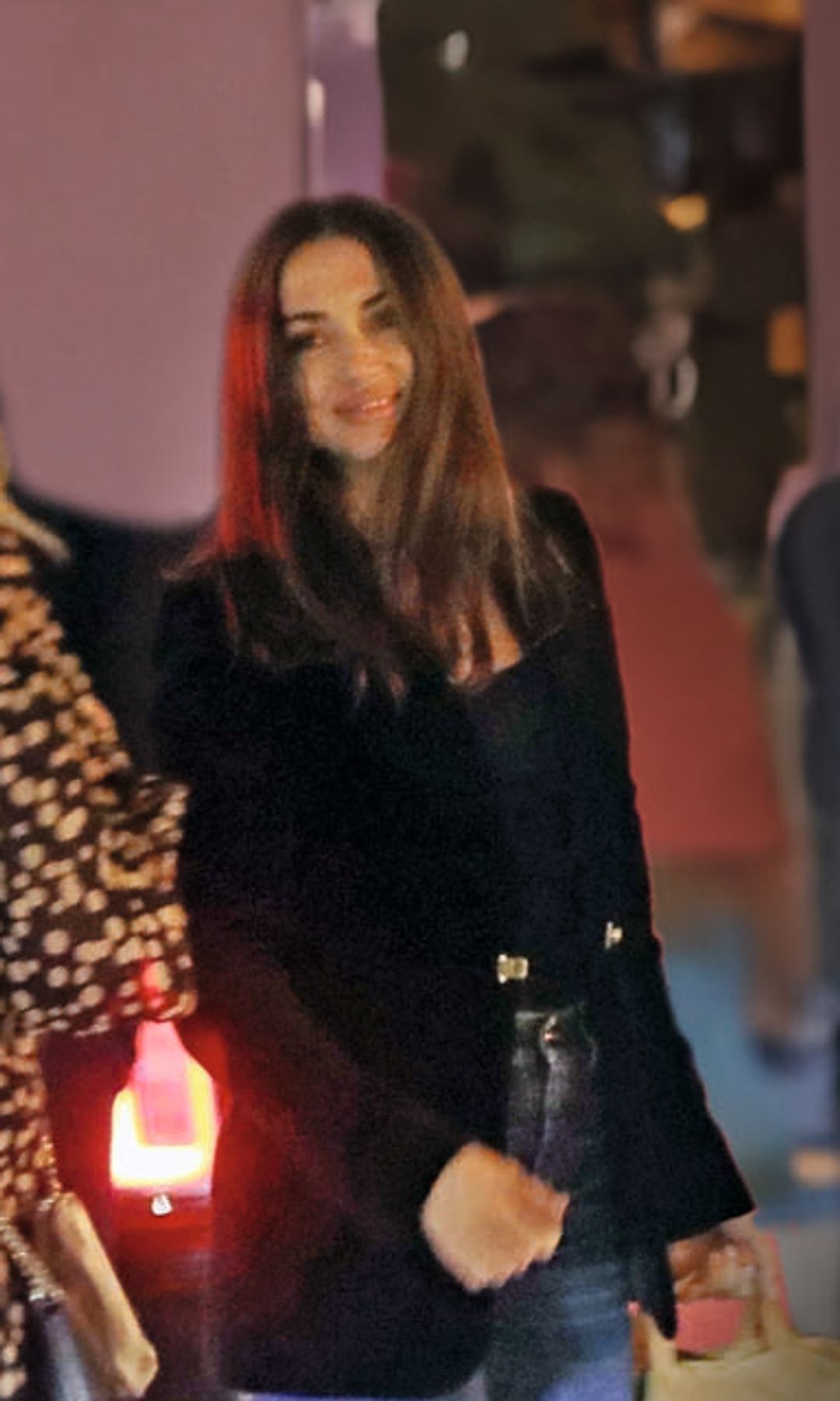 A vista de las imágenes, algunas de las declaraciones pasadas de Ana de Armas cobran ahora otro sentido o se convierten en premonitorias: "Todavía no estoy al nivel de Tom Cruise, pero ahora puedo apreciar lo que hace al cien por cien y entiendo totalmente por qué lo hace. Es tan tan... alucinante", declaraba la protagonista de 'Blonde' cuando le preguntaban por sus acrobacias en su último filme, 'Ghosted', con Chris Evans