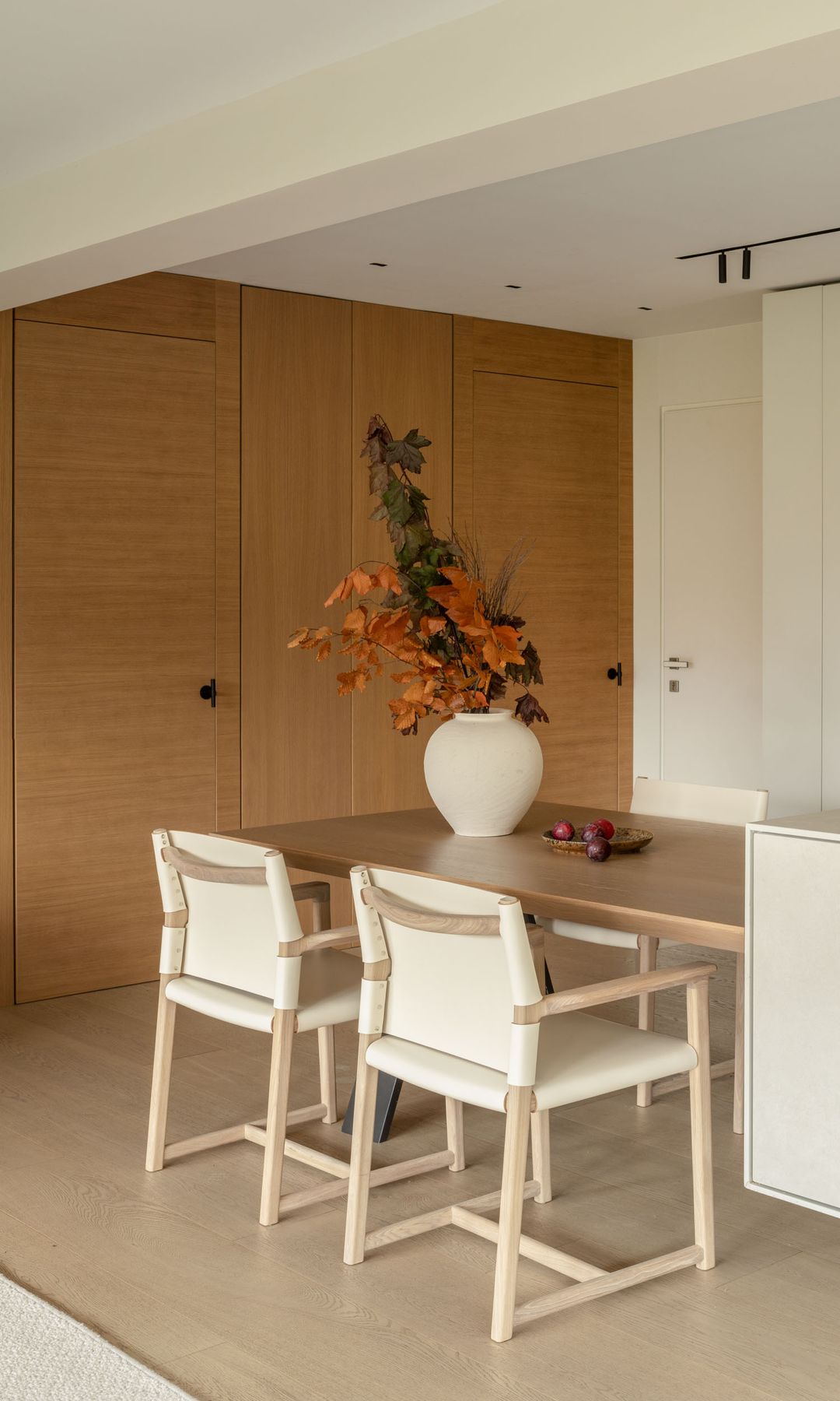 Comedor anexo a la cocina