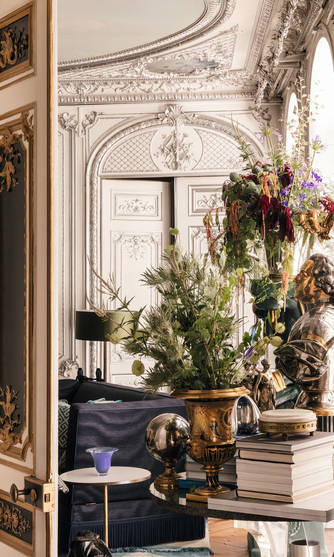 COORENGEL & CALVAGRAC  NOS INVITAN A SU CASA ESTILO IMPERIO EN PARÍS 