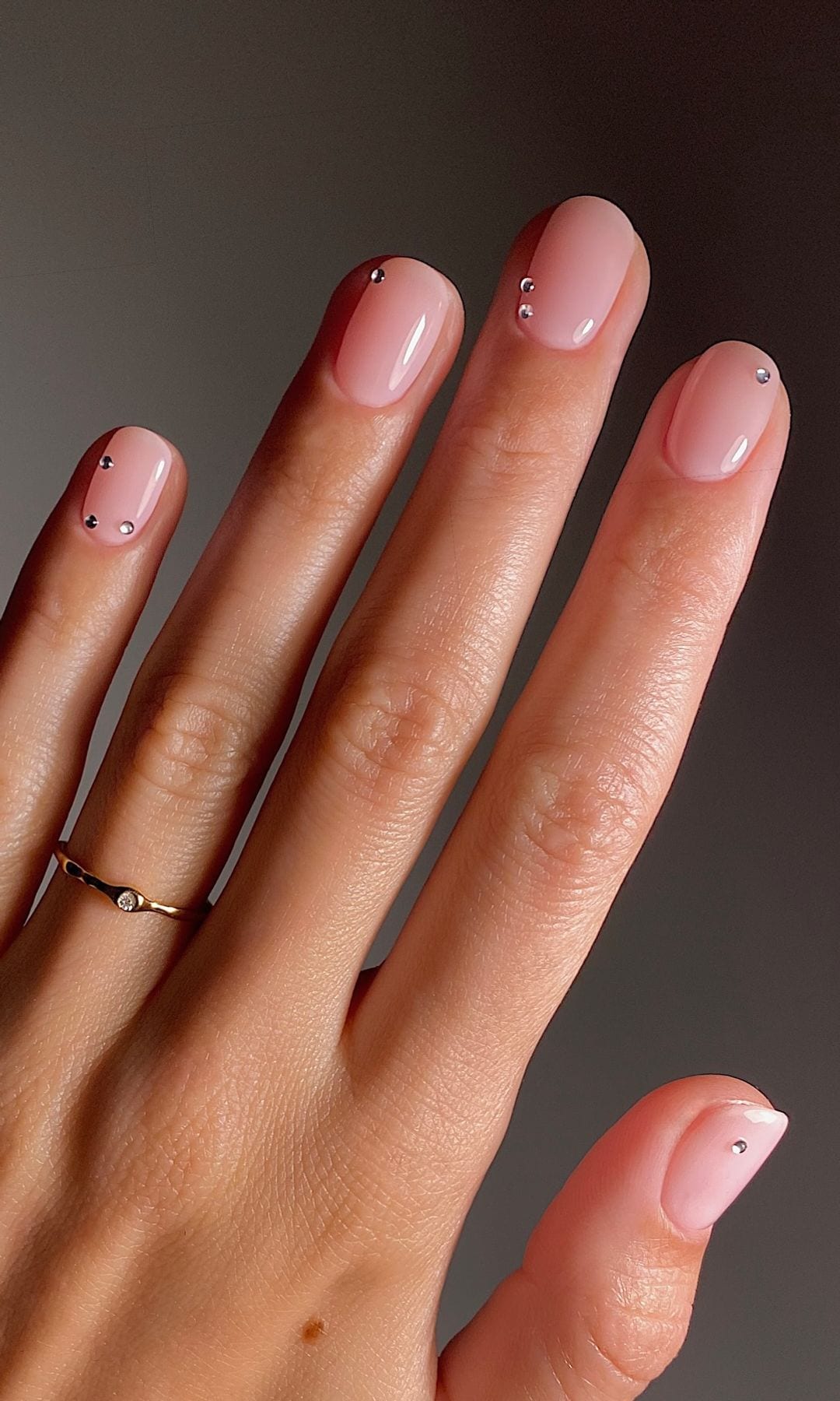 Manicura con brillos