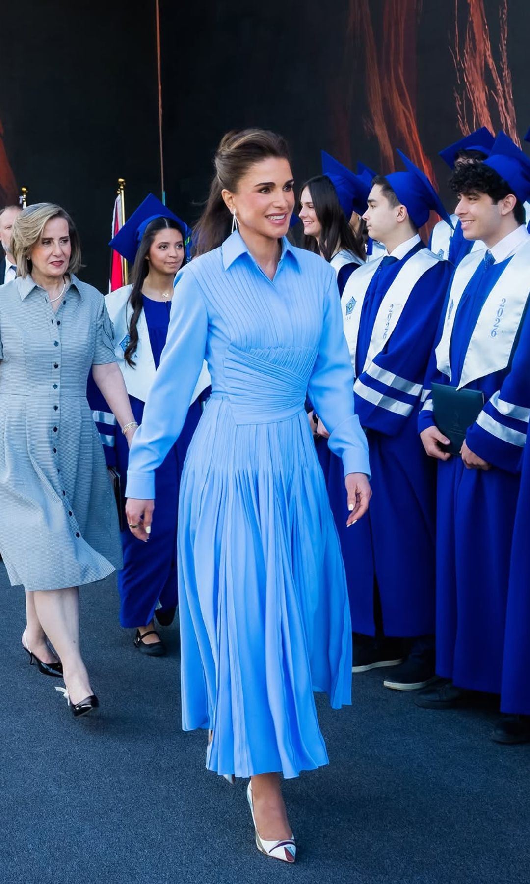 Así fue el look de Rania de Jordania.