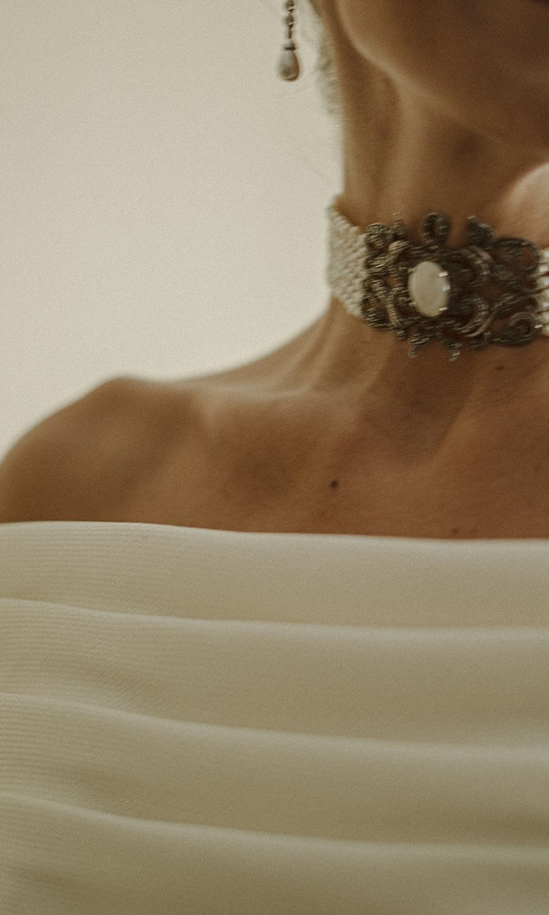 Choker de perlas para novia