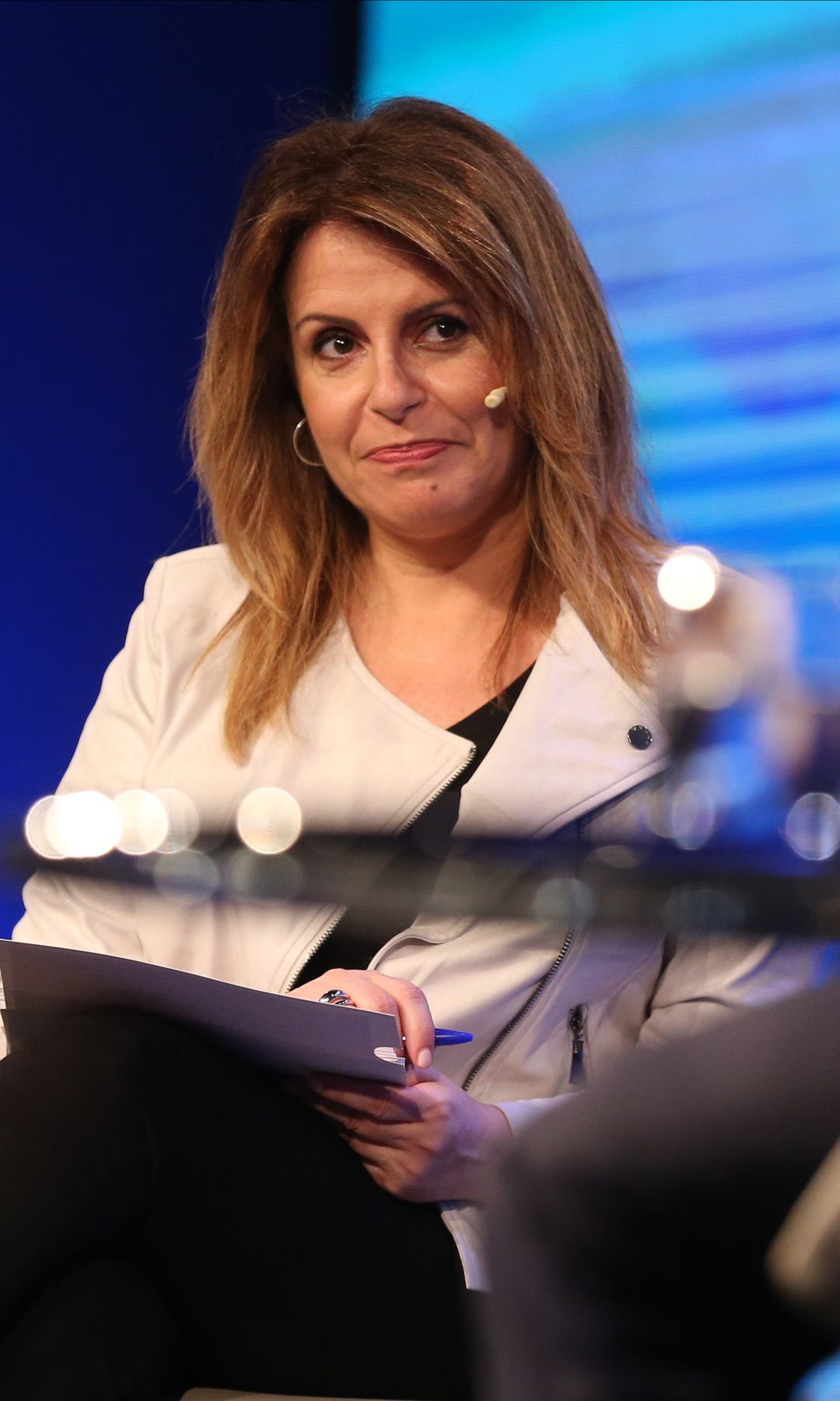 La periodista Pilar García Muñiz modera un coloquio durante la clausura del II Congreso Iglesia y Sociedad de la Fundación Pablo VI, celebrado en Madrid el 10 de marzo de 2022