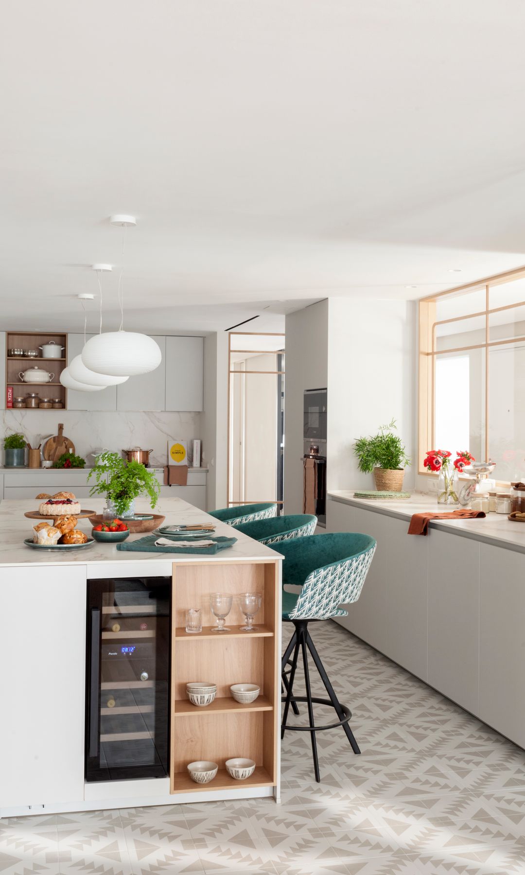 Cocina con cerramientos de cristal