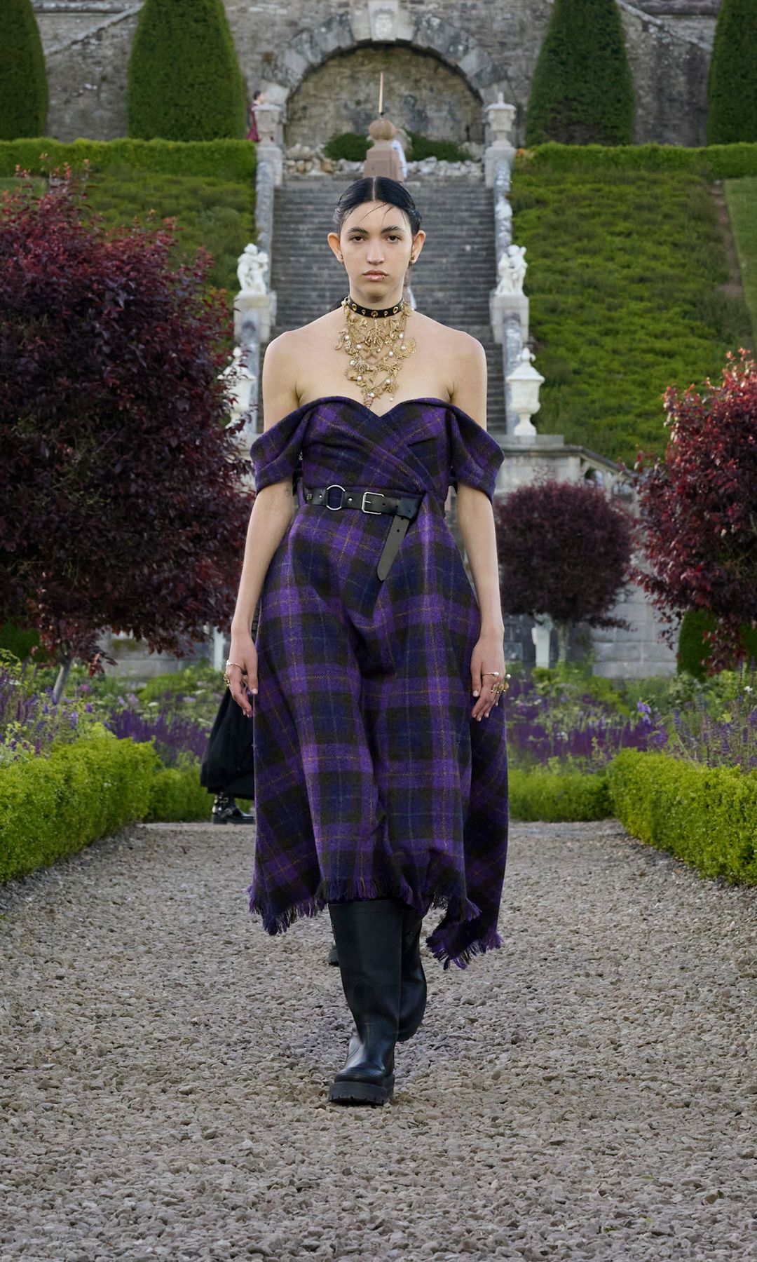 Desfile de Dior en Escocia.