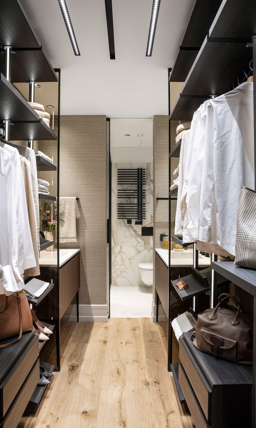 Vestidor diseñado por Silvia Trigueros con estilismo de Cristina Rodríguez Goitia