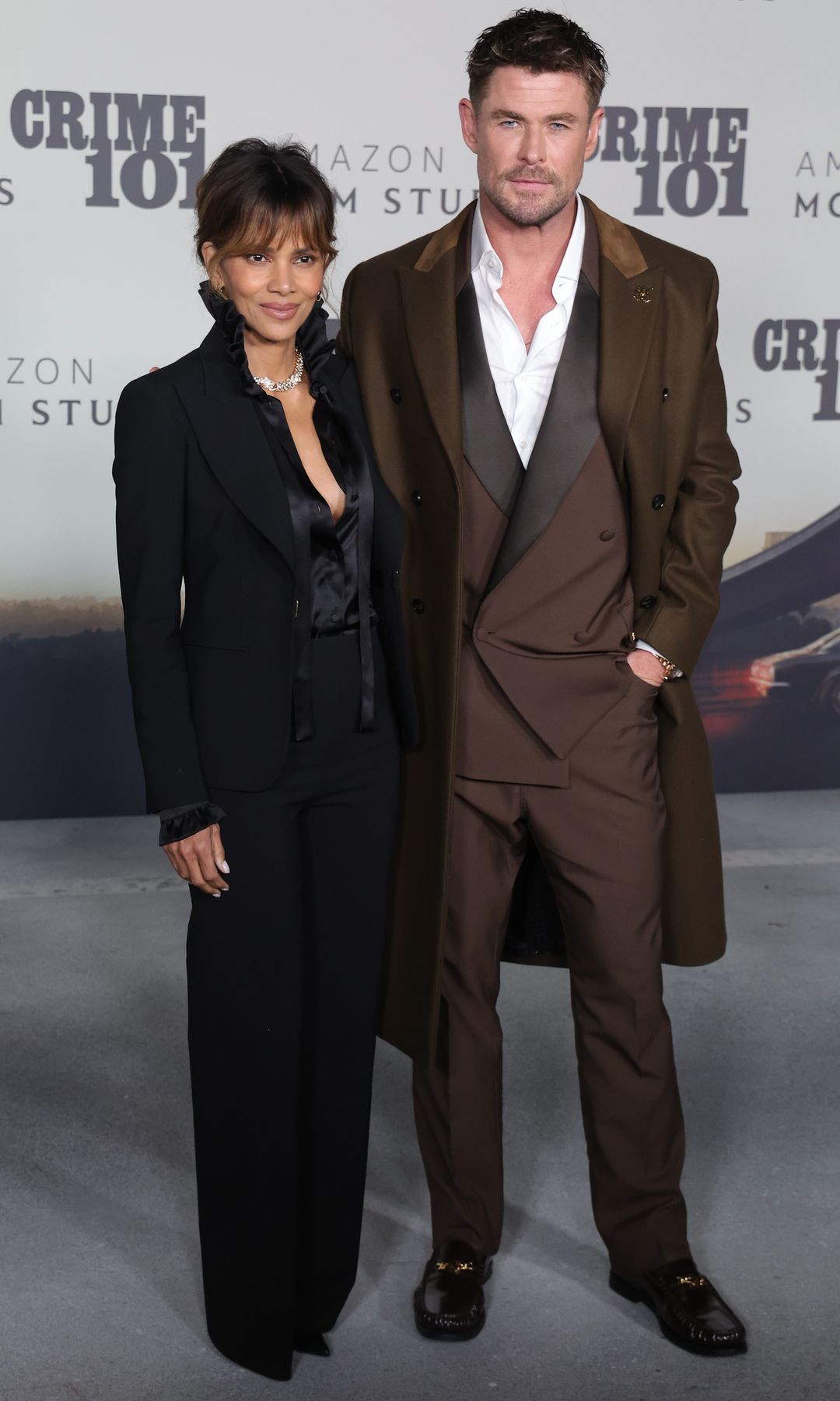 Halle Berry y Chris Hemsworth en el estreno de "Crime 101" en Broadway, el 10 de febrero de 2026