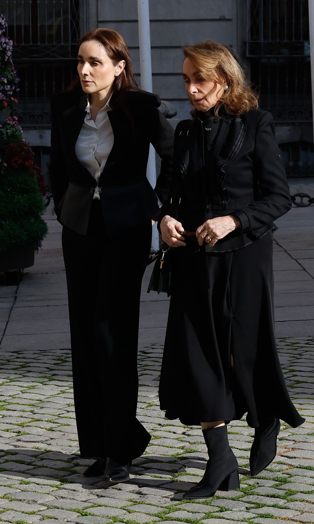 Paloma Segrelles en la capilla ardiente de Raúl del Pozo el 11 de marzo de 2026 en Madrid