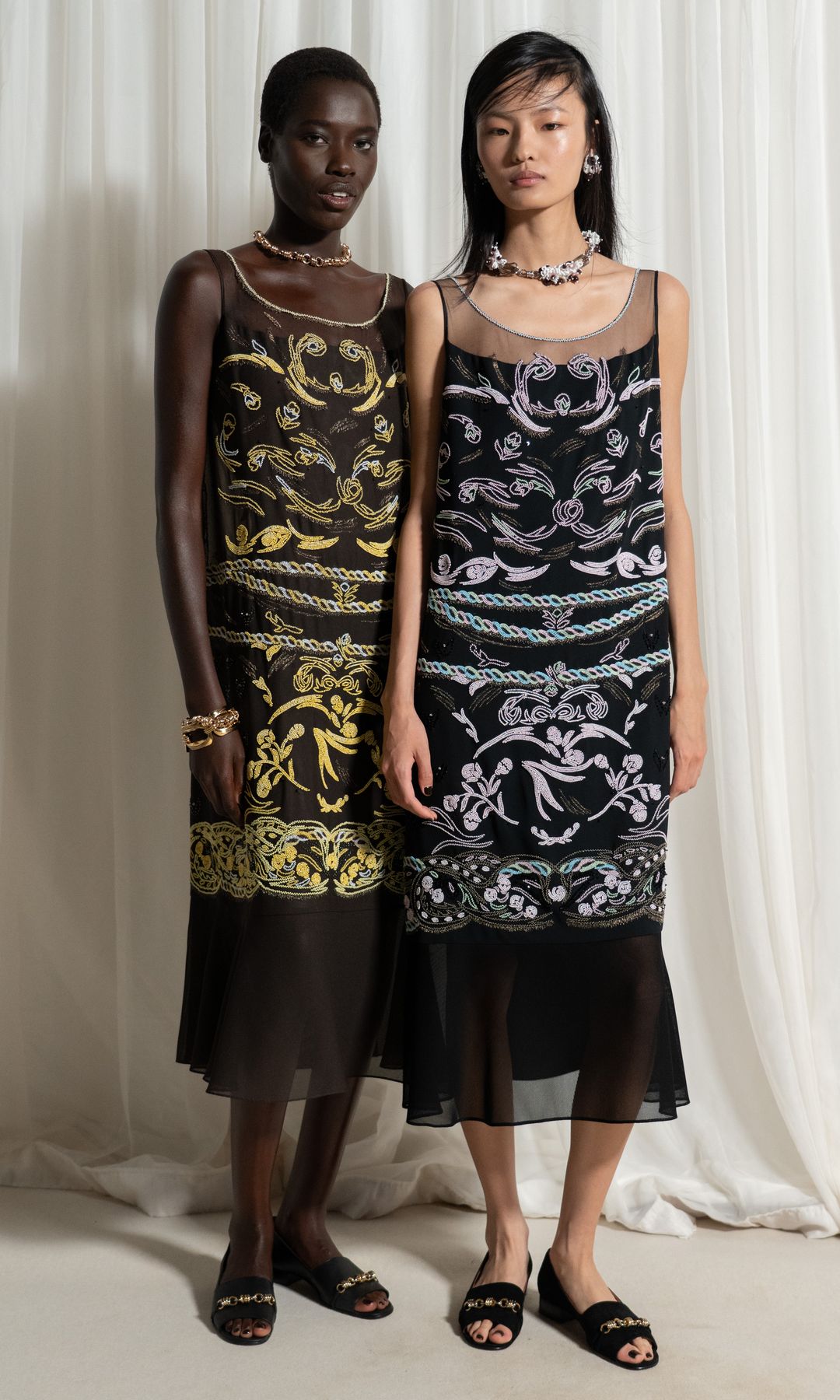 El vestido 'flapper'favorito de Gabrielle Chanelestá de regreso y así puedes llevarlo