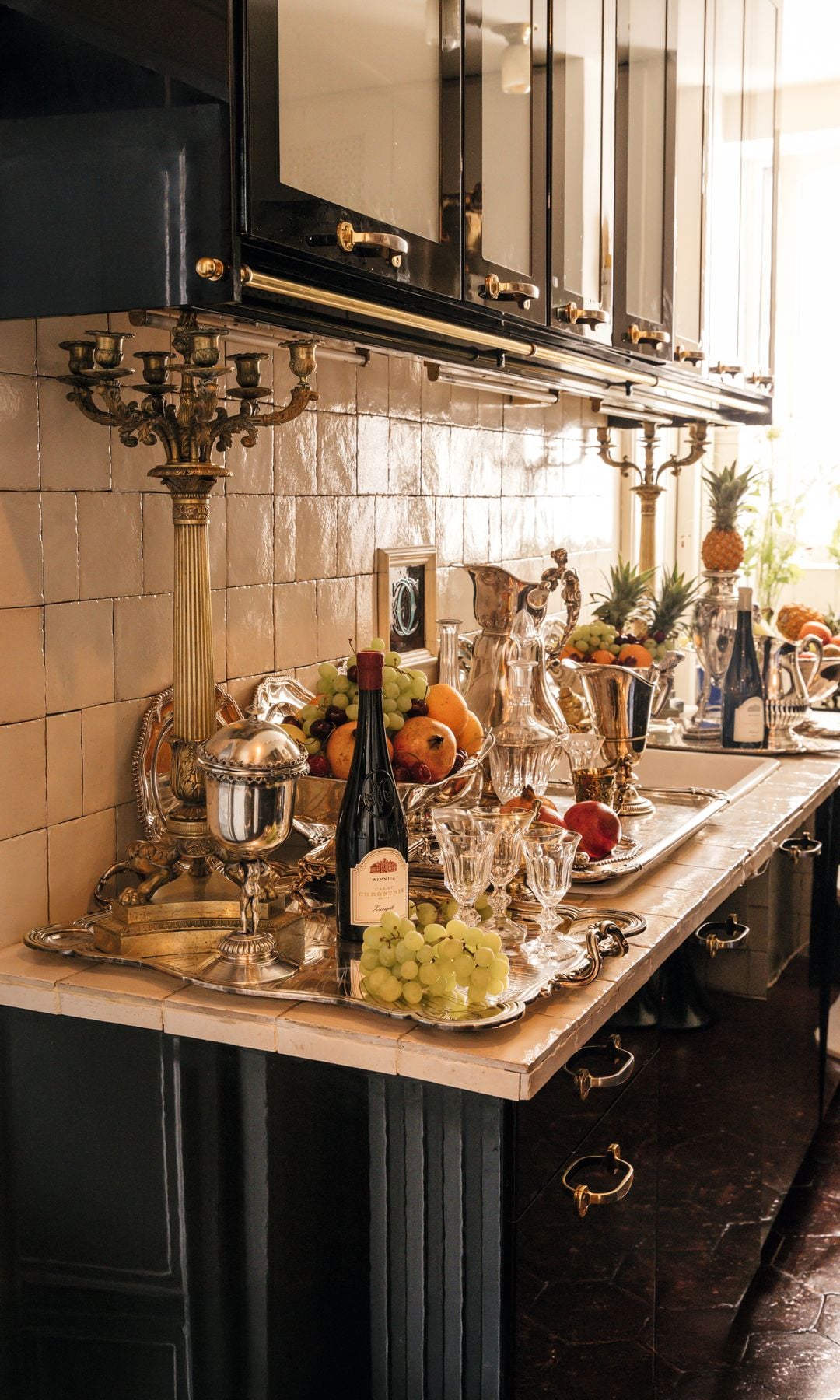 COORENGEL & CALVAGRAC  NOS INVITAN A SU CASA ESTILO IMPERIO EN PARÍS 