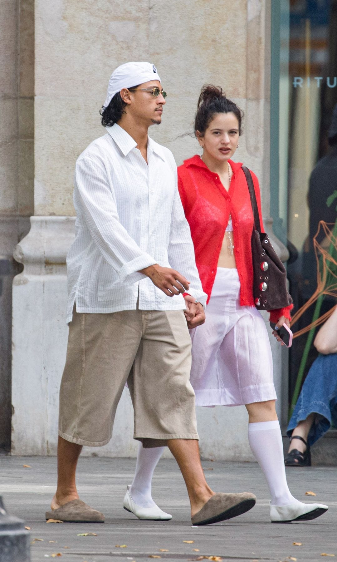 Rosalía fue vista en Barcelona con su nueva pareja