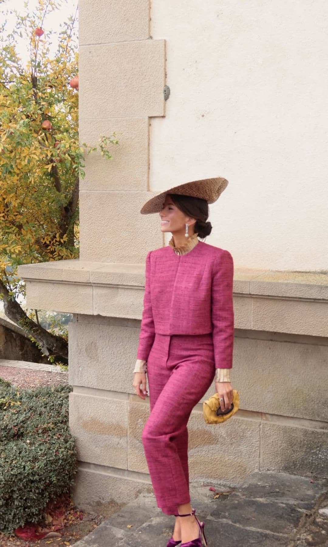 Look invitada de invierno con pantalón