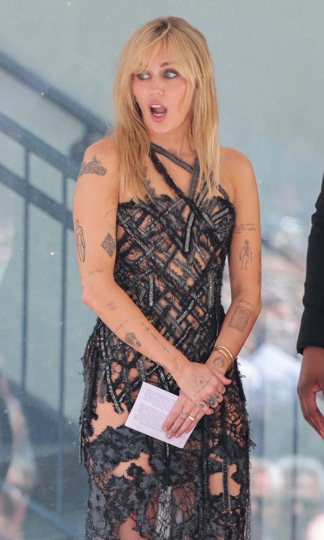 Miley Cyrus sorprendida