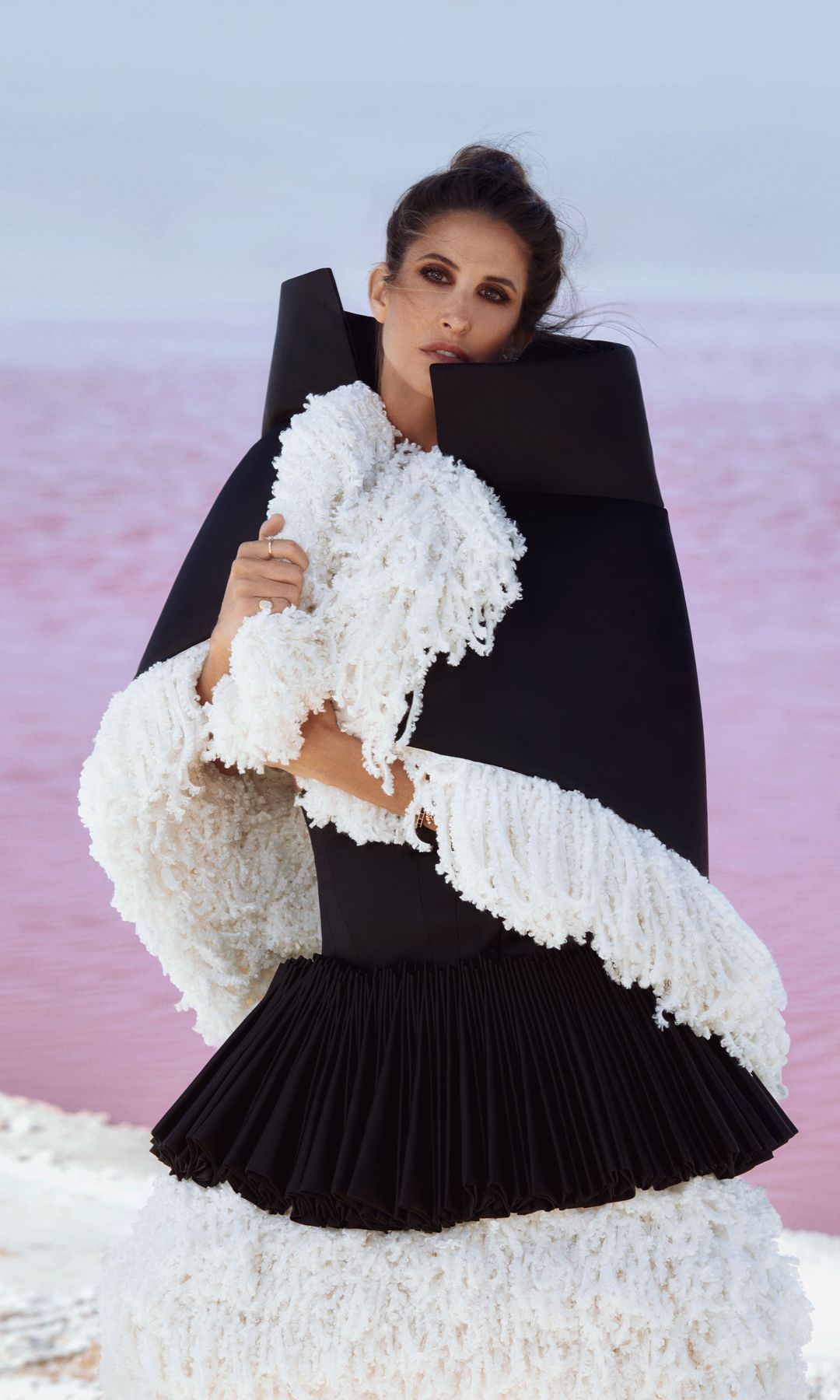 PLENA TENDENCIA
La diseñadora combate el frío del invierno con una sofisticada propuesta de Peio Santisteban