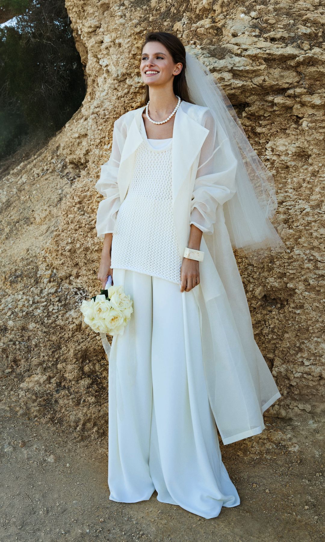 HOLA NOVIAS 2025 PRODU EU