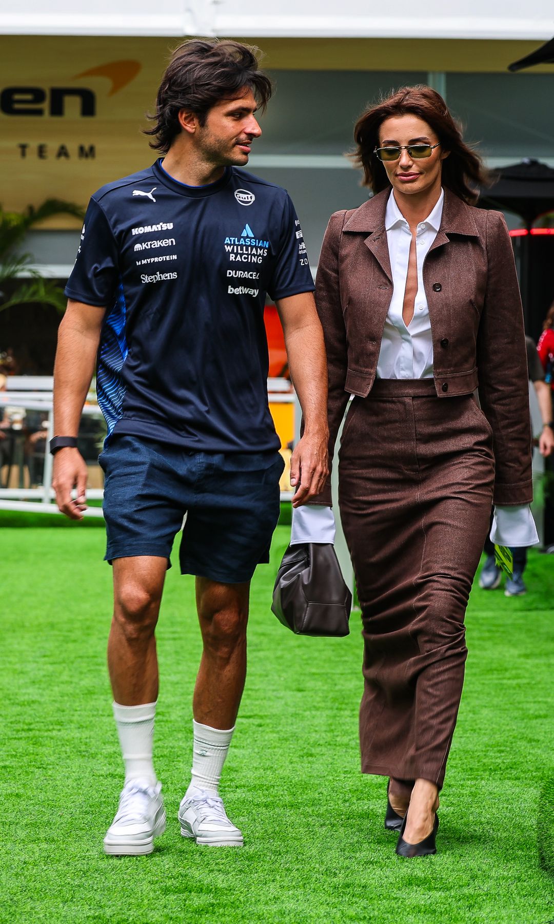 Grand Prix Miami 2025 Carlos Sainz y Rebcca Donaldson 