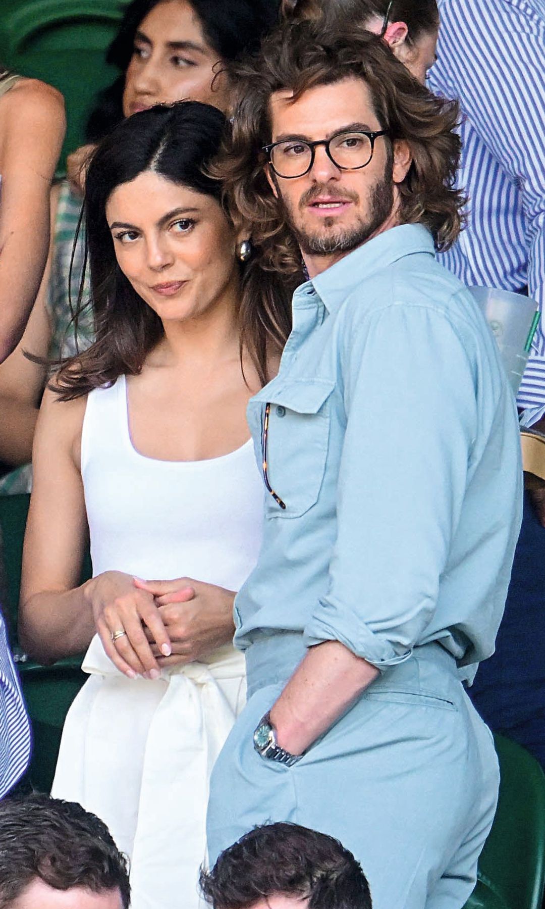 Los también actores Andrew Garfield ('Spider-Man') y Monica Barbaro ('Top Gun: Maverick')