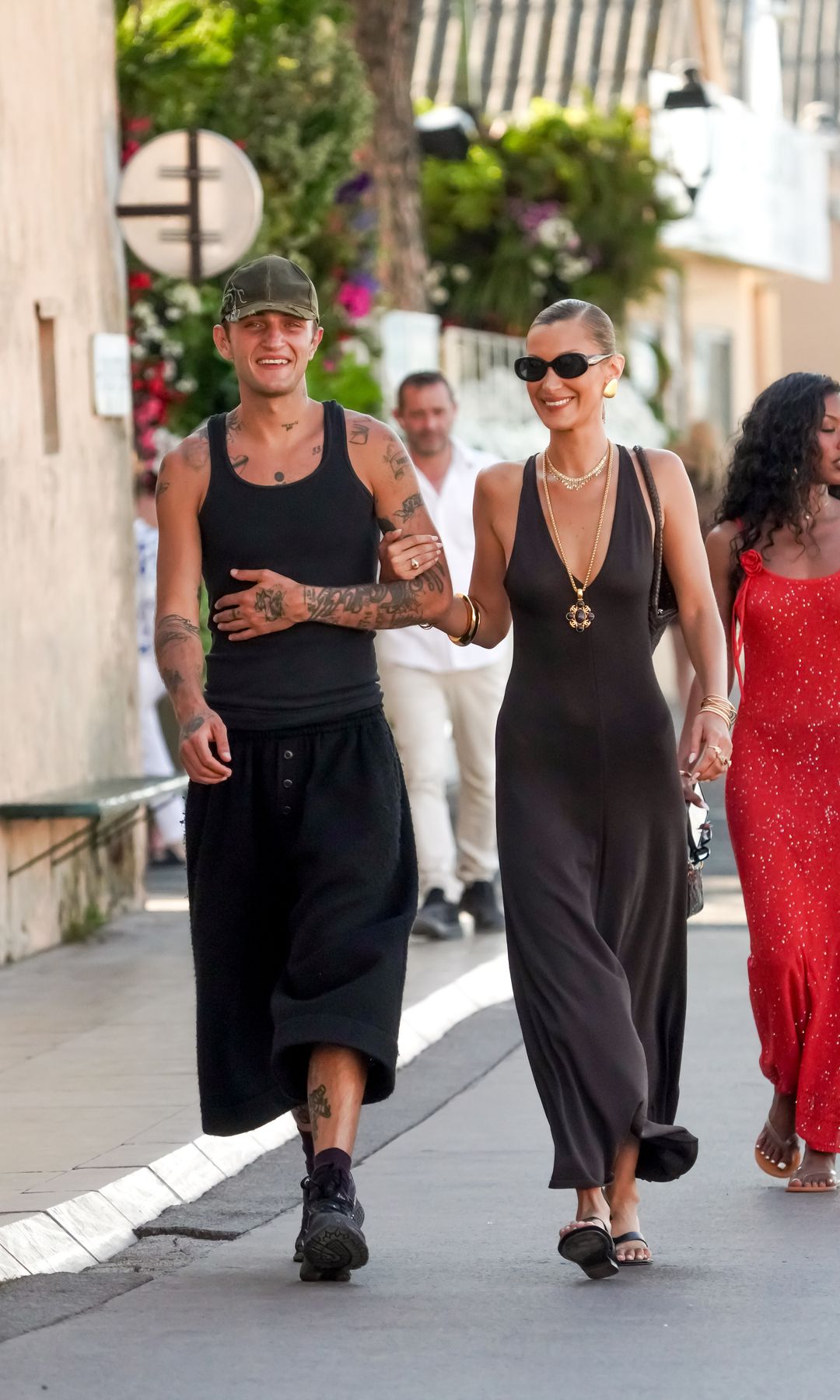 Bella disfrutó de esos días con su hermano Anwar Hadid.