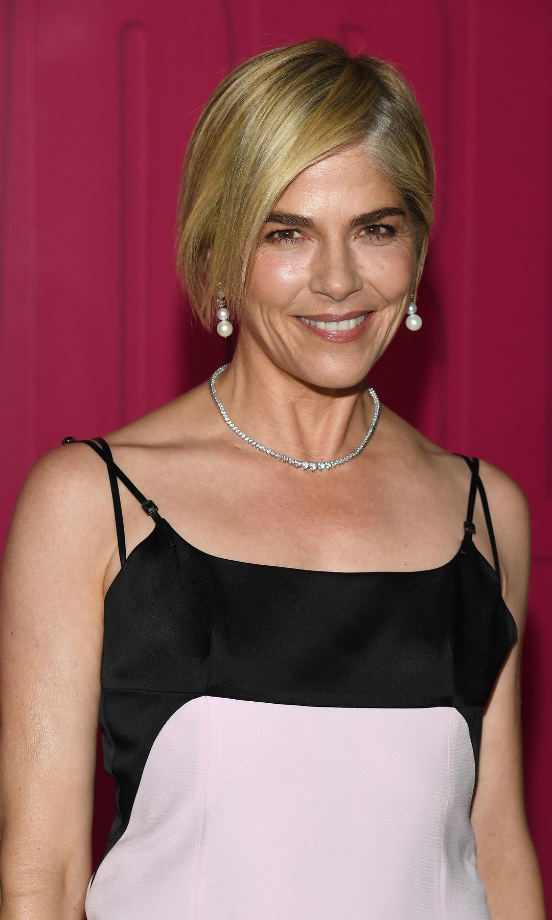 Selma Blair en la premiere de "Elle World", 2026