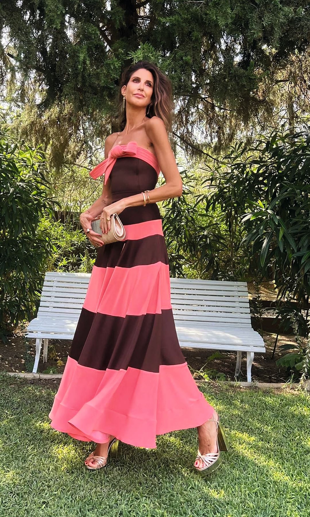 LA BODA DEVICTORIA ORTIZ Y JAIME SERRA DÍEZELEGANCIA, TRADICIÓN E INVITADAS PERFECTAS