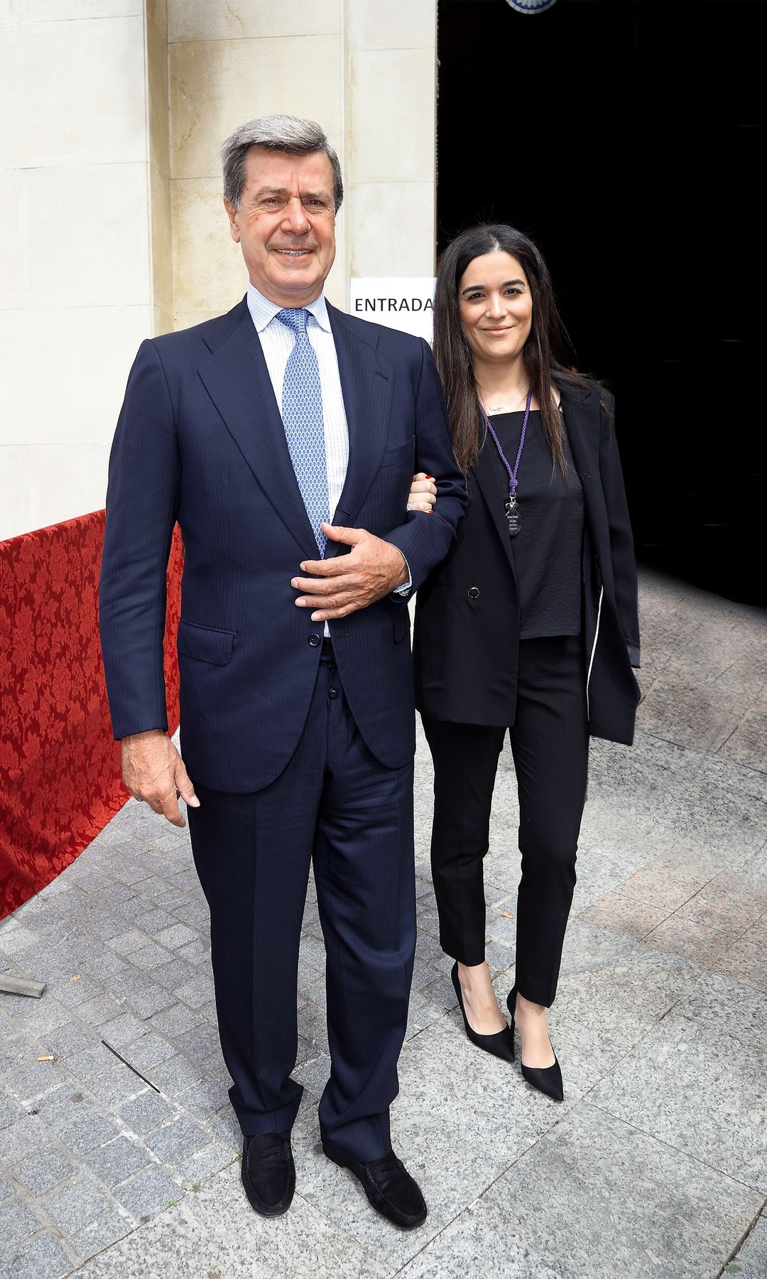 Cayetano Martínez de Irujo con su novia, Bárbara Mirjan