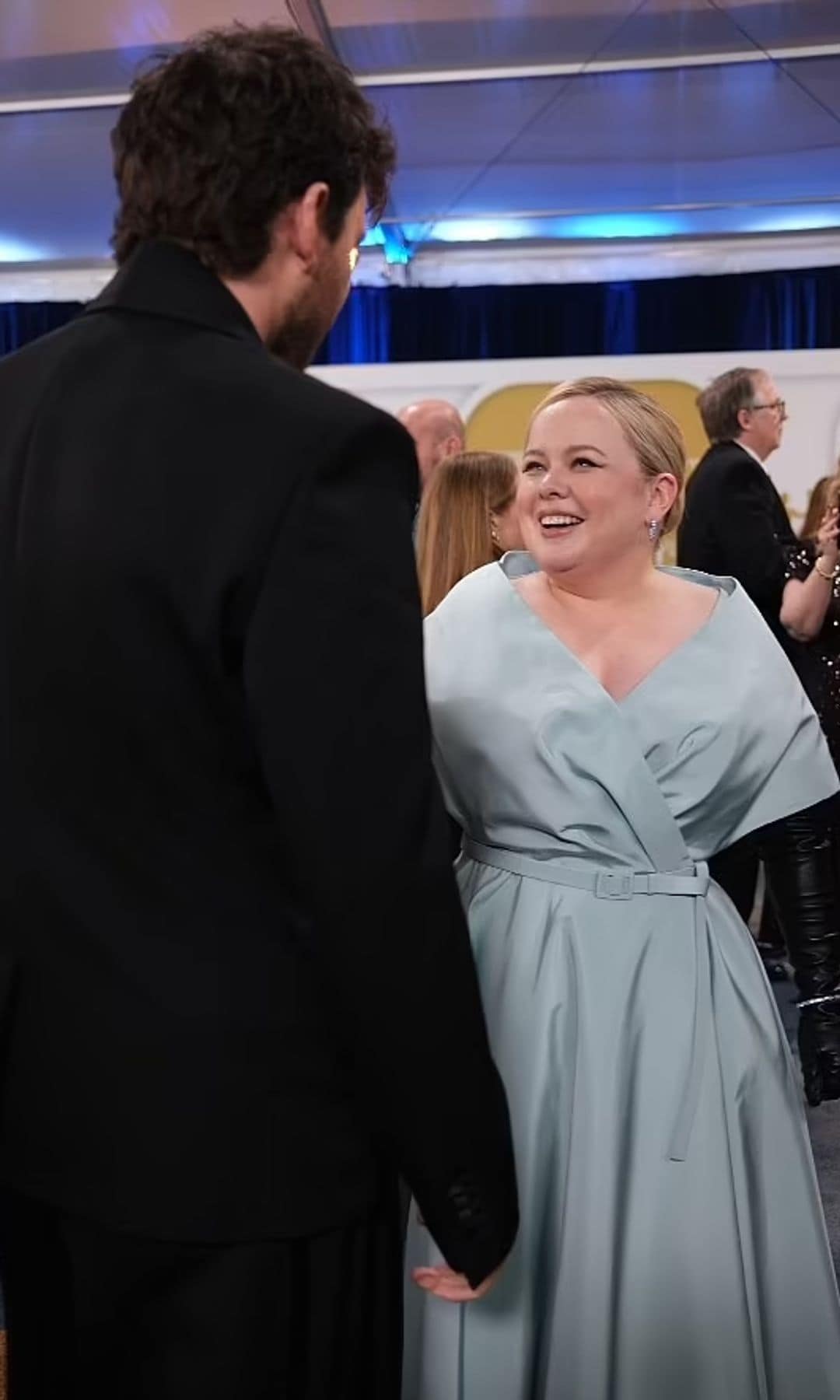 Nicola Coughlan y Luke Newton en los SAG 2025: el reencuentro que hizo suspirar a los fans de Bridgerton