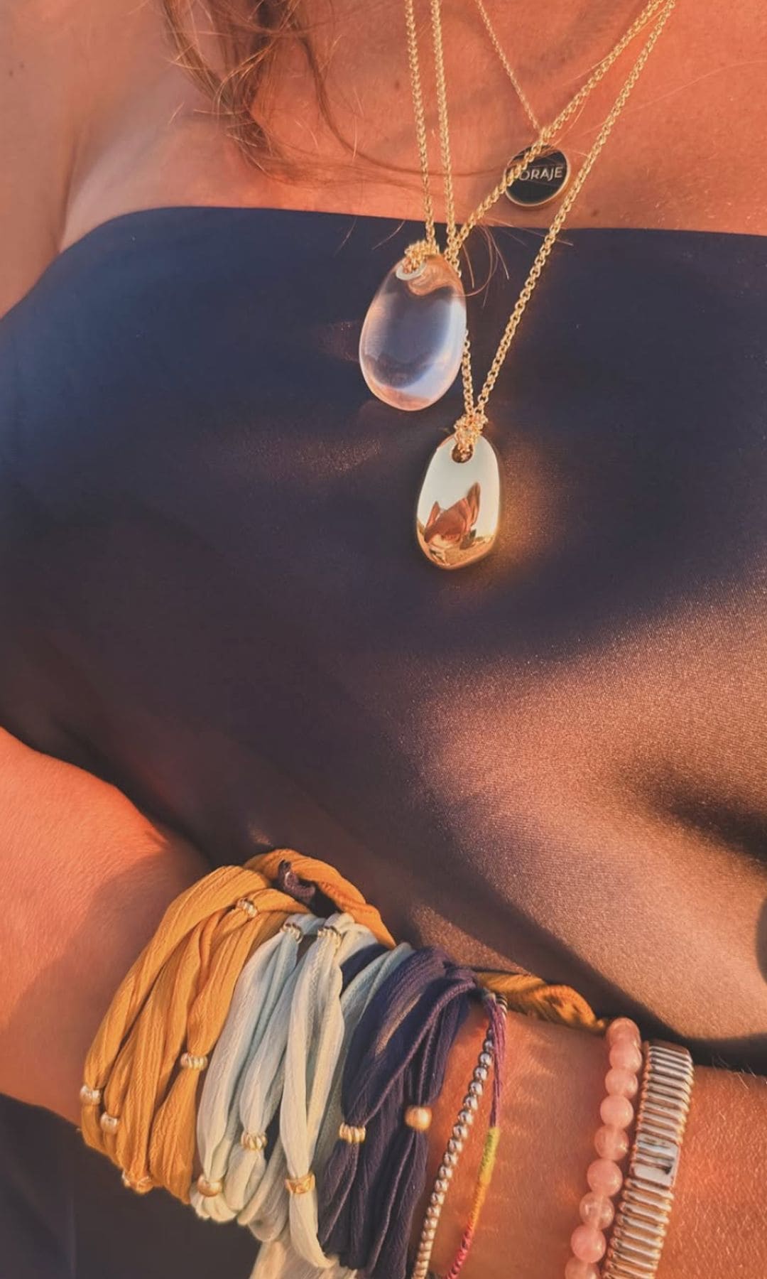 ¡HOLA! Fashion Sara Carbonero y el sentido de las joyas amuleto