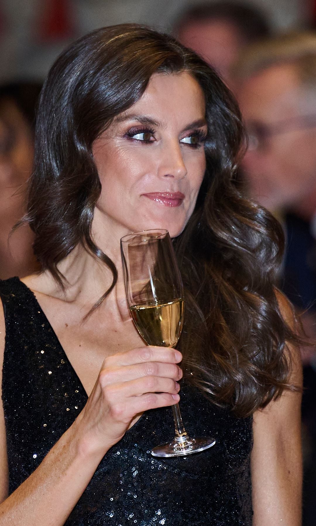 La reina Letizia de España asiste a la exposición de Joaquín Sorolla - Luz en Movimiento y a una cena en el Museo Glyptoteket el 7 de noviembre de 2023 en Copenhague, Dinamarca. (Foto de Carlos Álvarez/Getty Images)
