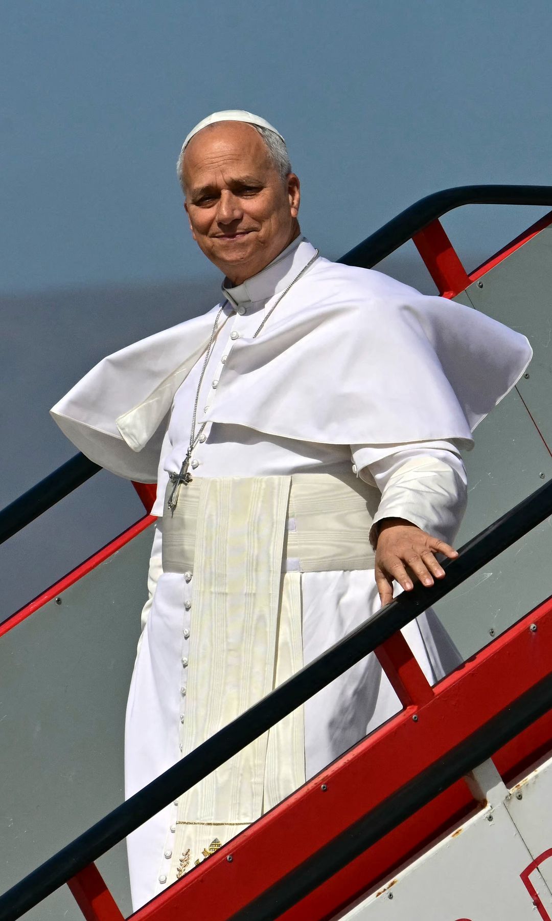 El papa León XIV llega a la Base Aérea de Gando, Gran Canaria