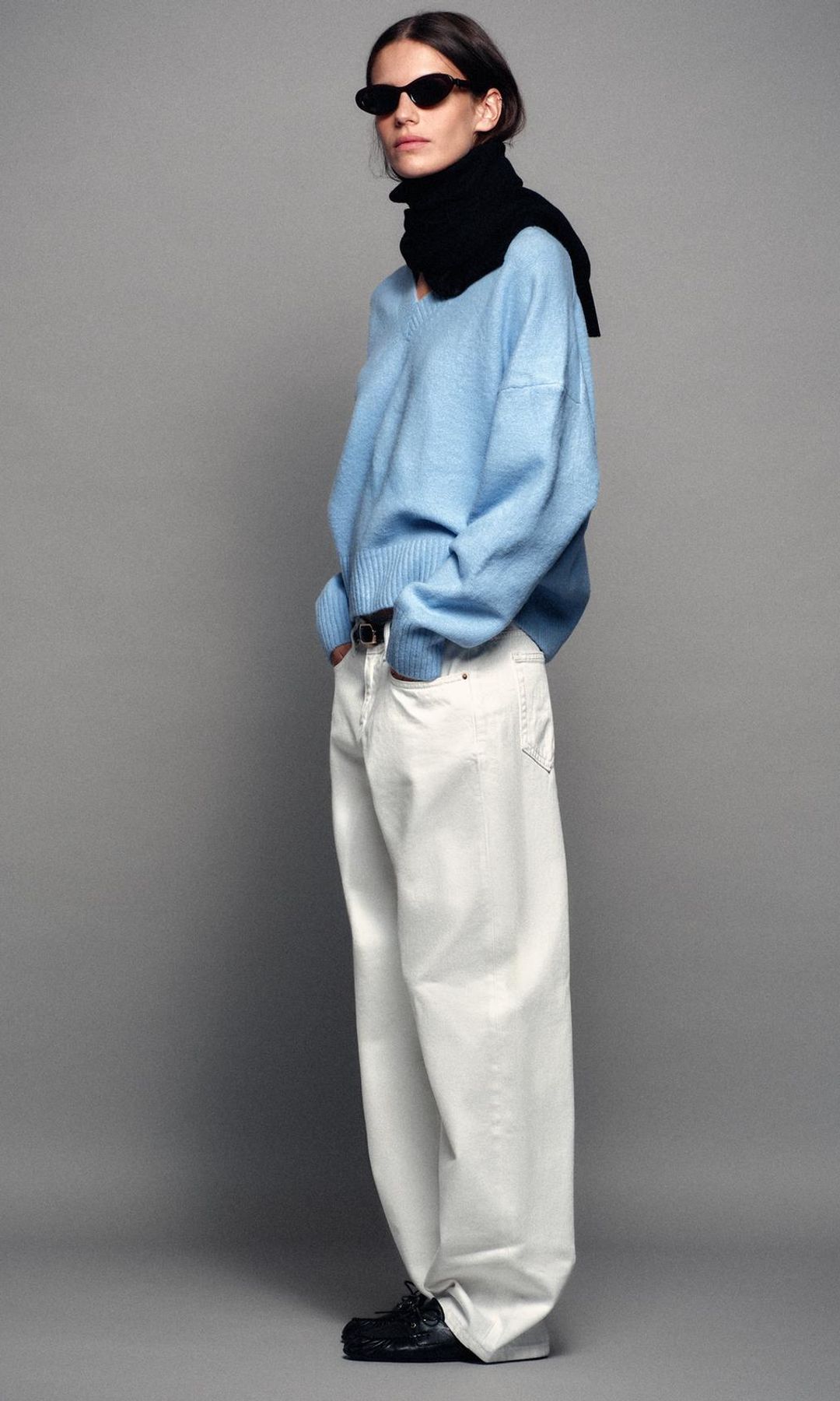 Zara tiene los pantalones anchos que se convertirán en nuestro comodín del otoño-invierno: seis básicos que elevan cualquier look