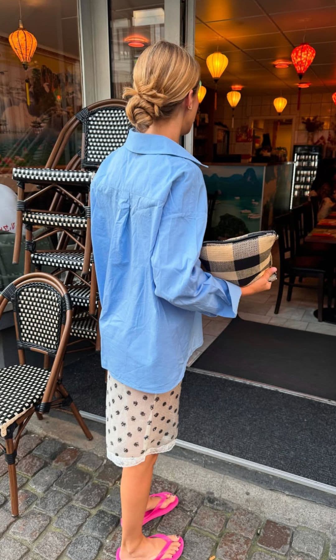 FASHION Desmontando mitos de moda: bolsos y zapatos deben ir a juego