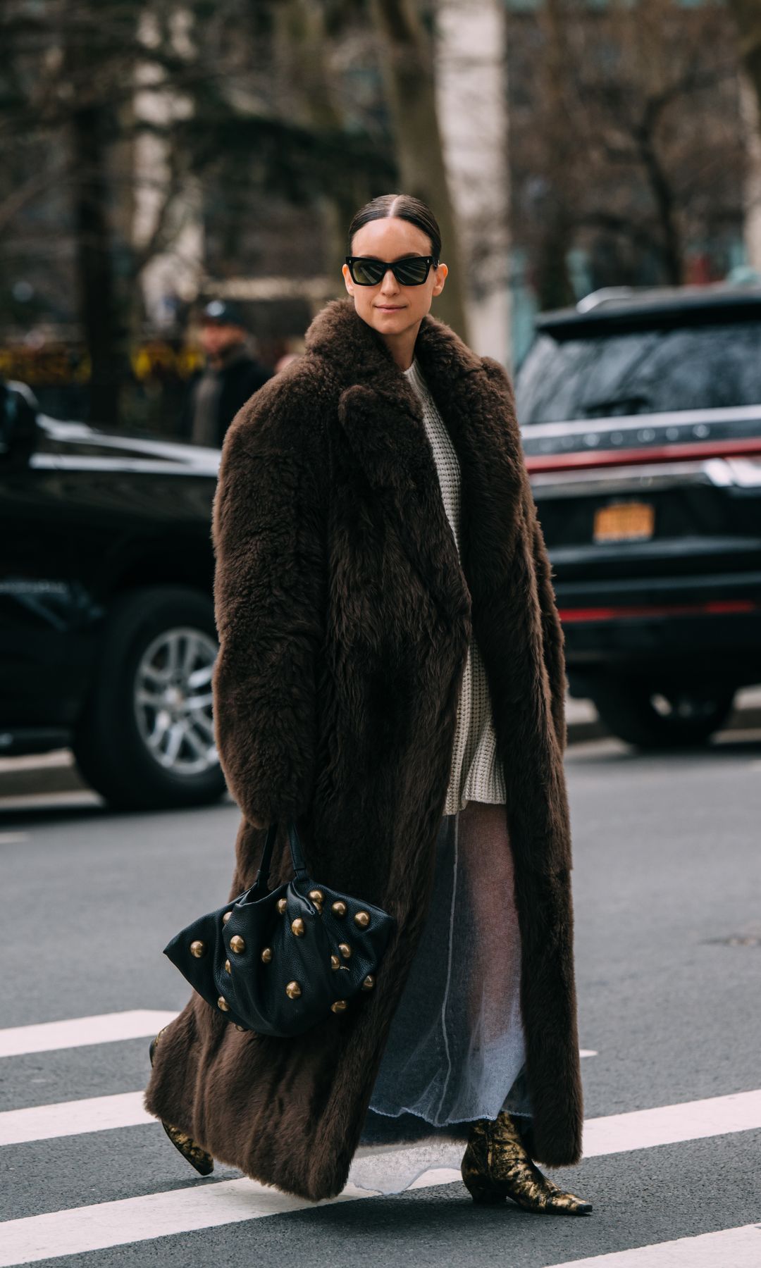 Trucos para llevar un abrigo de pelo y cuidarlo para que te dure años
