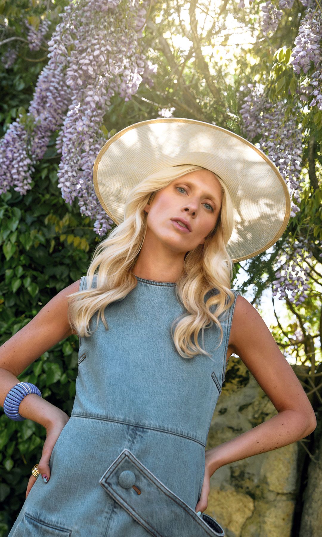 HOFASHION 143 LAURA TONDER