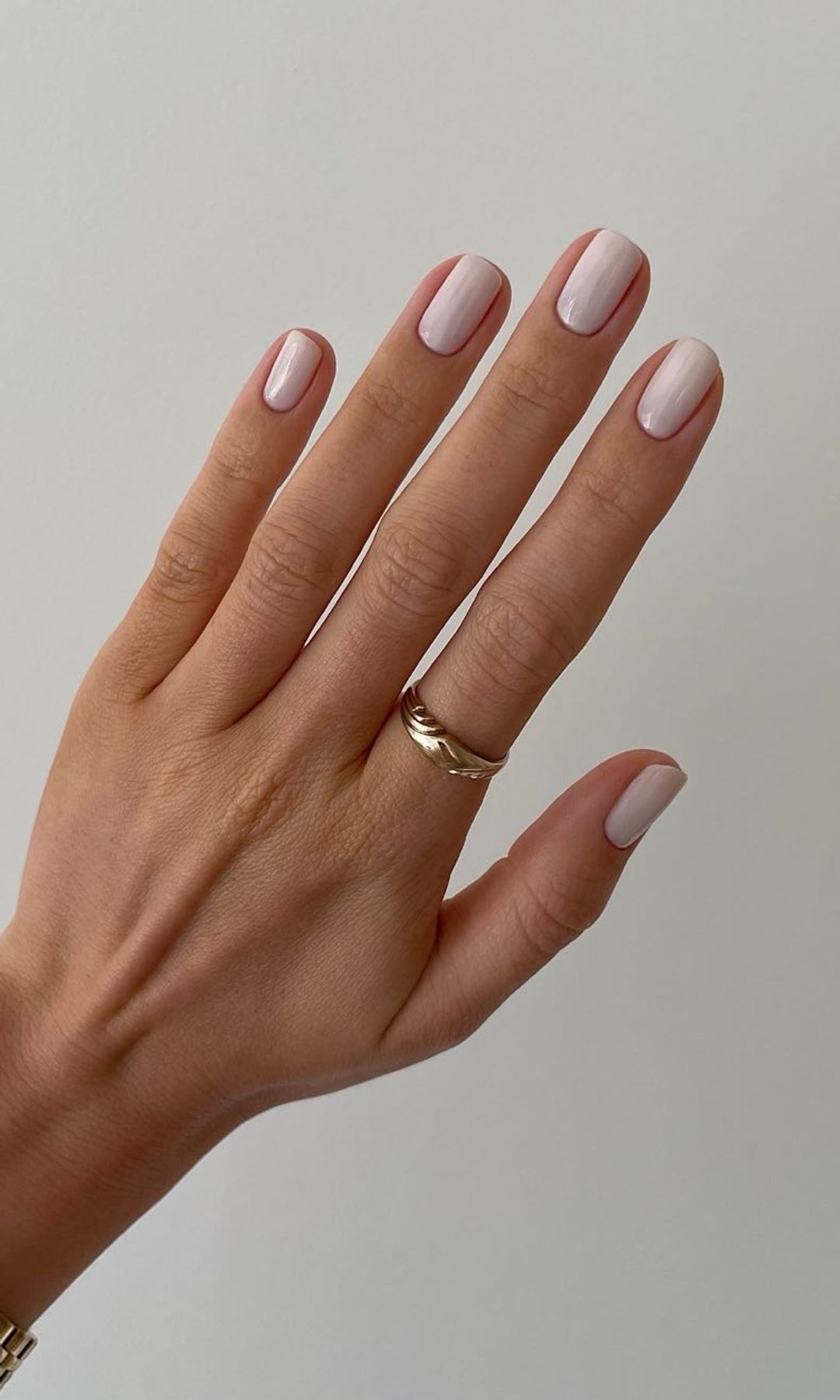Manicura blanca italiana