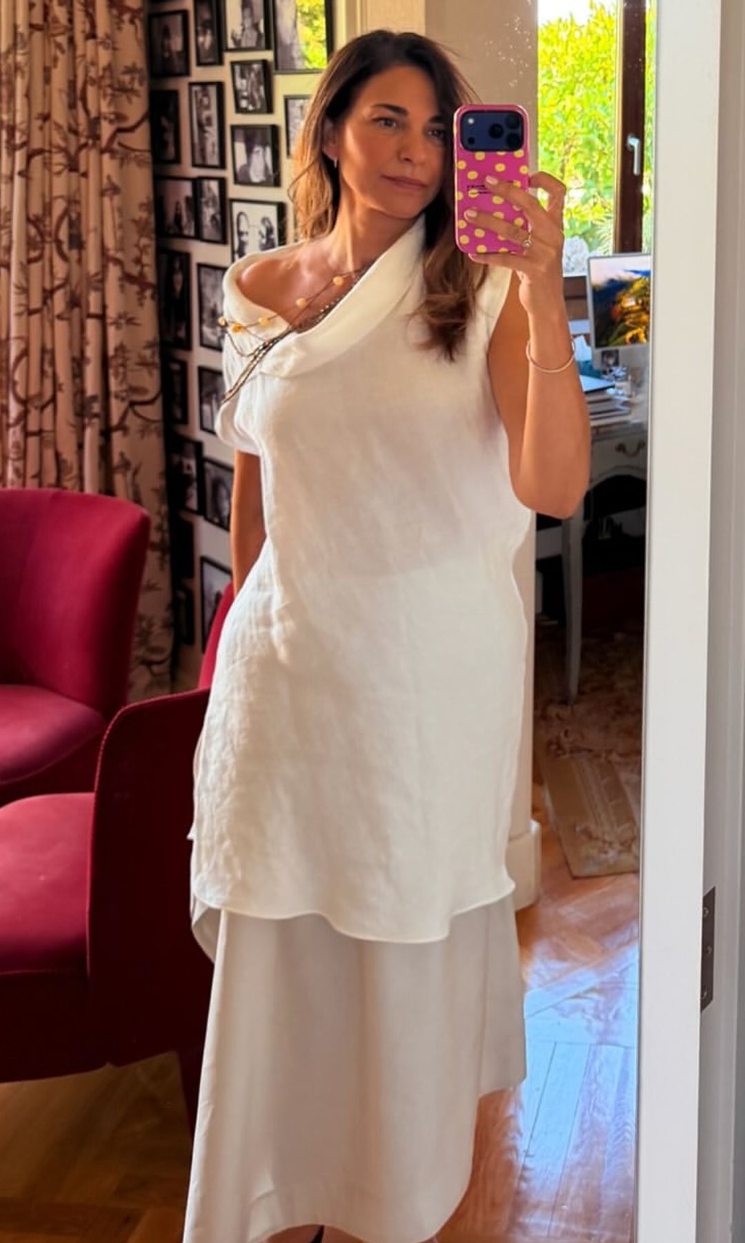 Mariló Montero dice adiós a las redes inspirando con sus últimos looks de verano: "Me apetece disfrutar del silencio"
