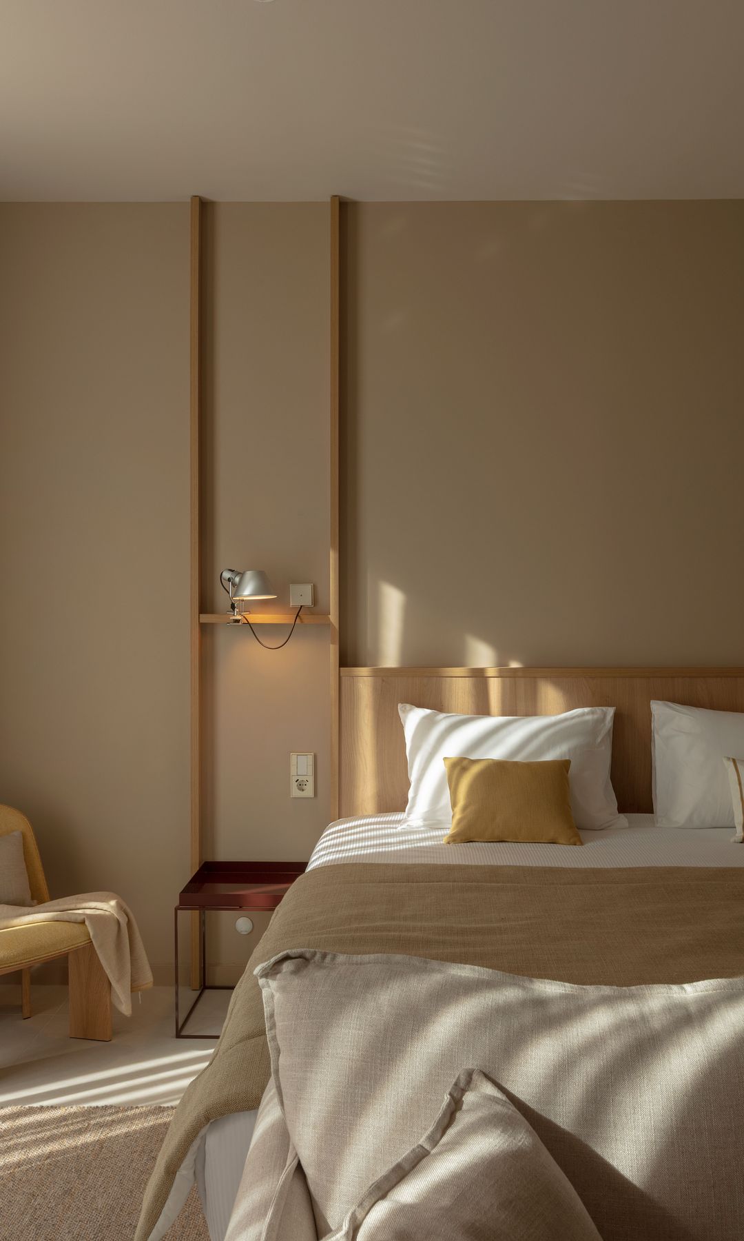 Proyecto de Isern Associats: habitación del hotel Marina Cambrils by URH