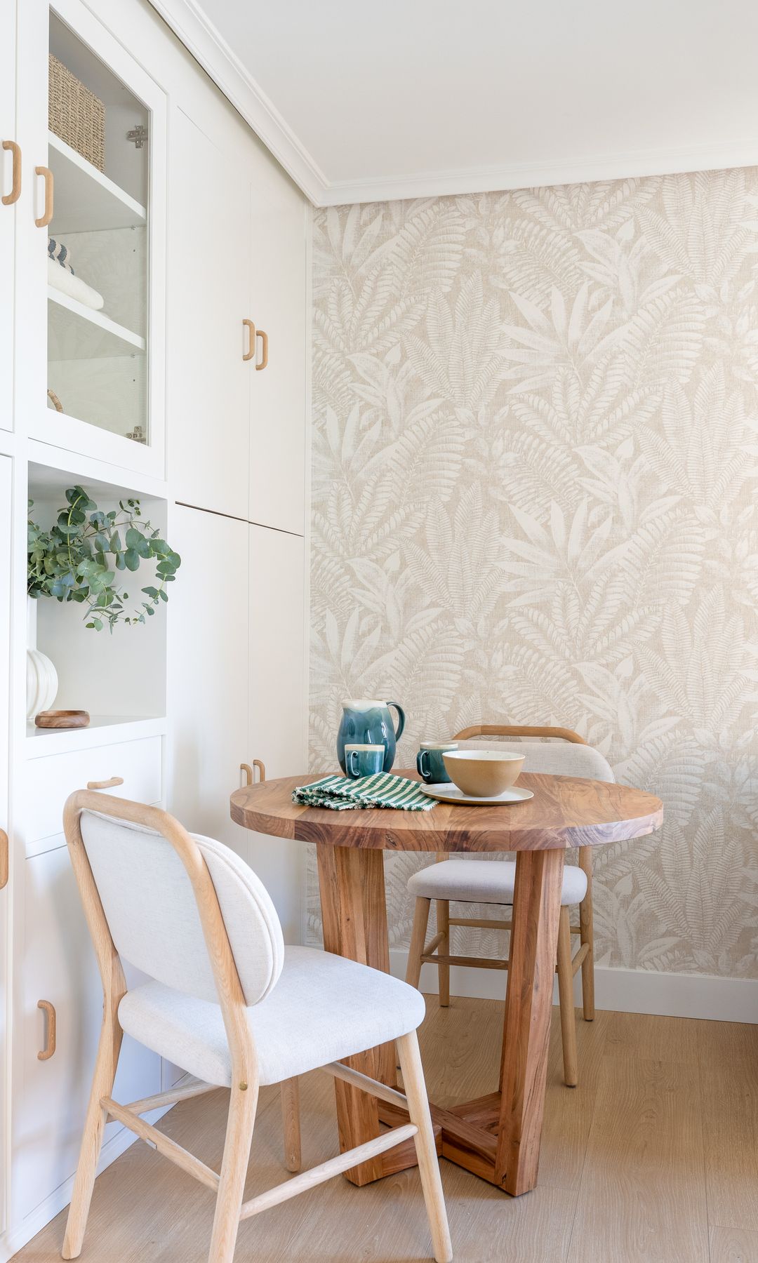 Mueble a medida en el comedor