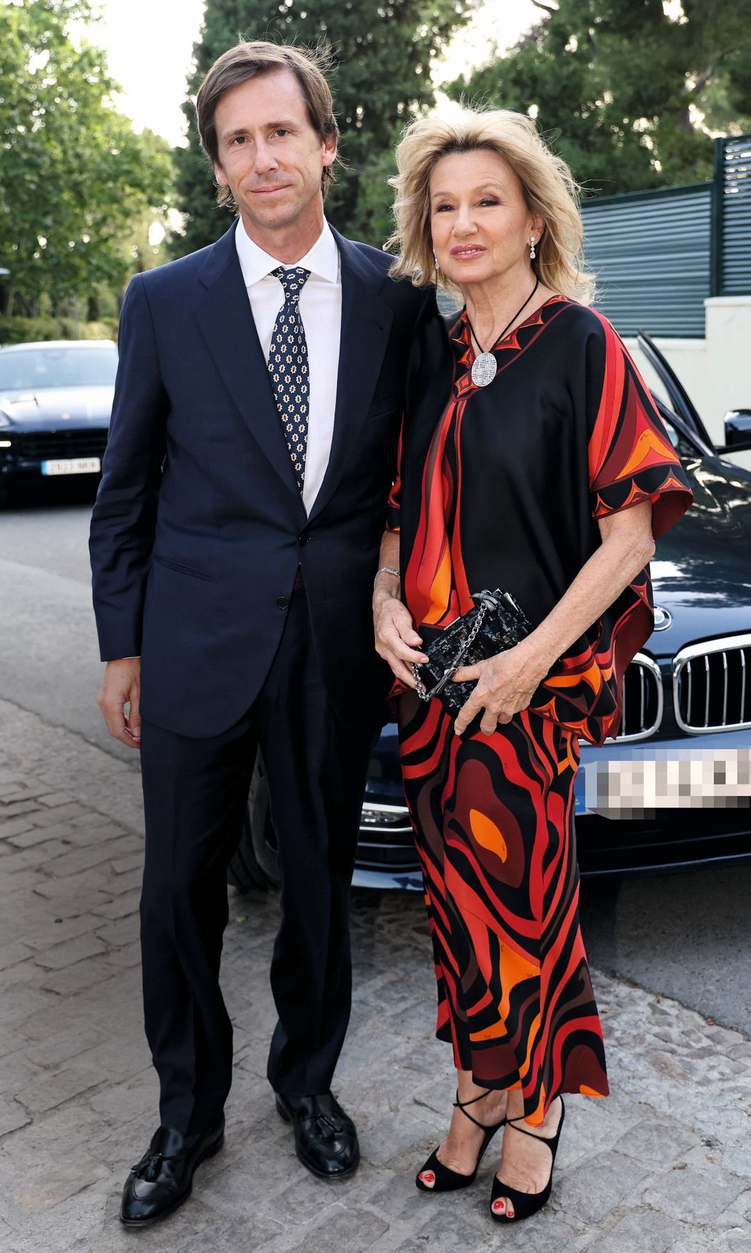 Myriam Lapique y su hijo Felipe Cortina, que volverá a convertirla en abuela