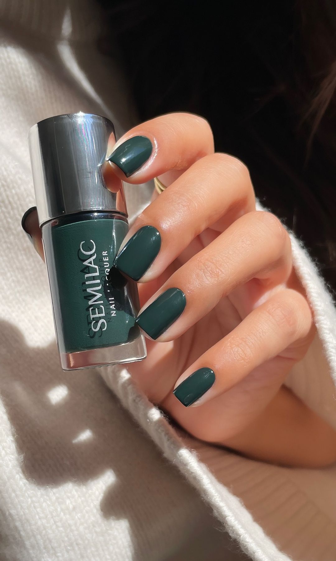 Manicura verde 