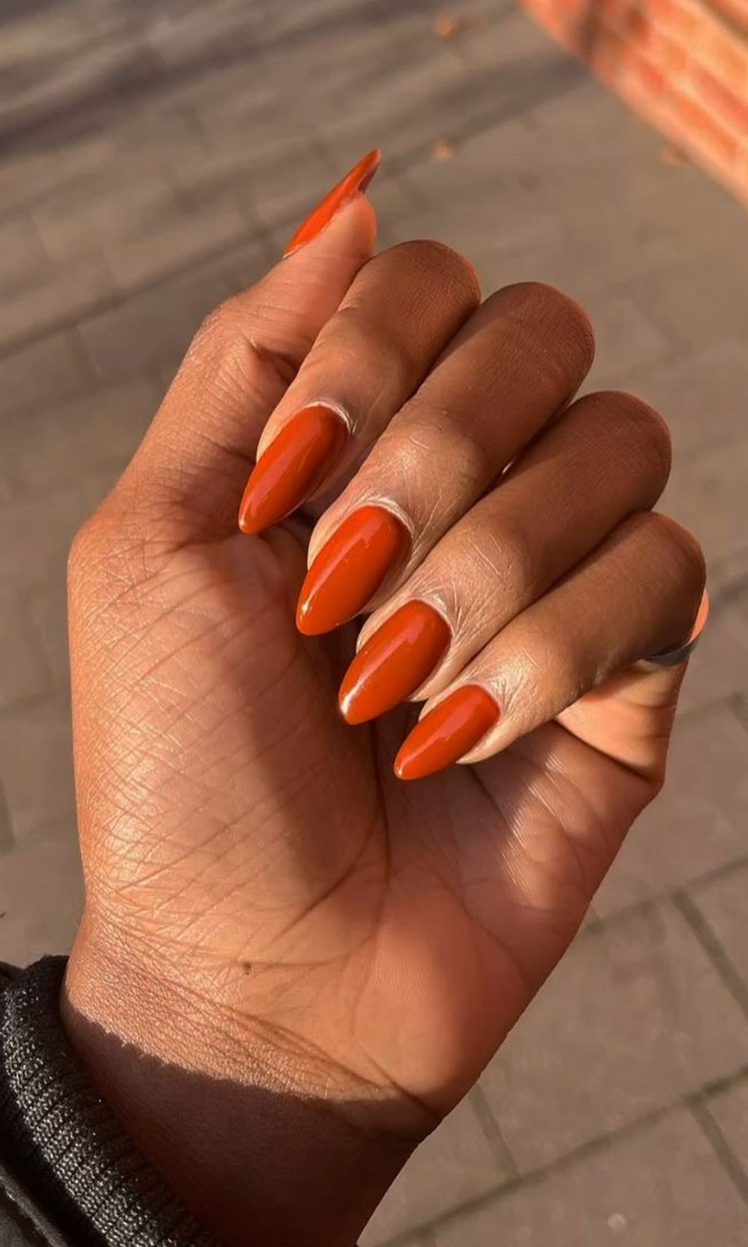 Manicura naranja 