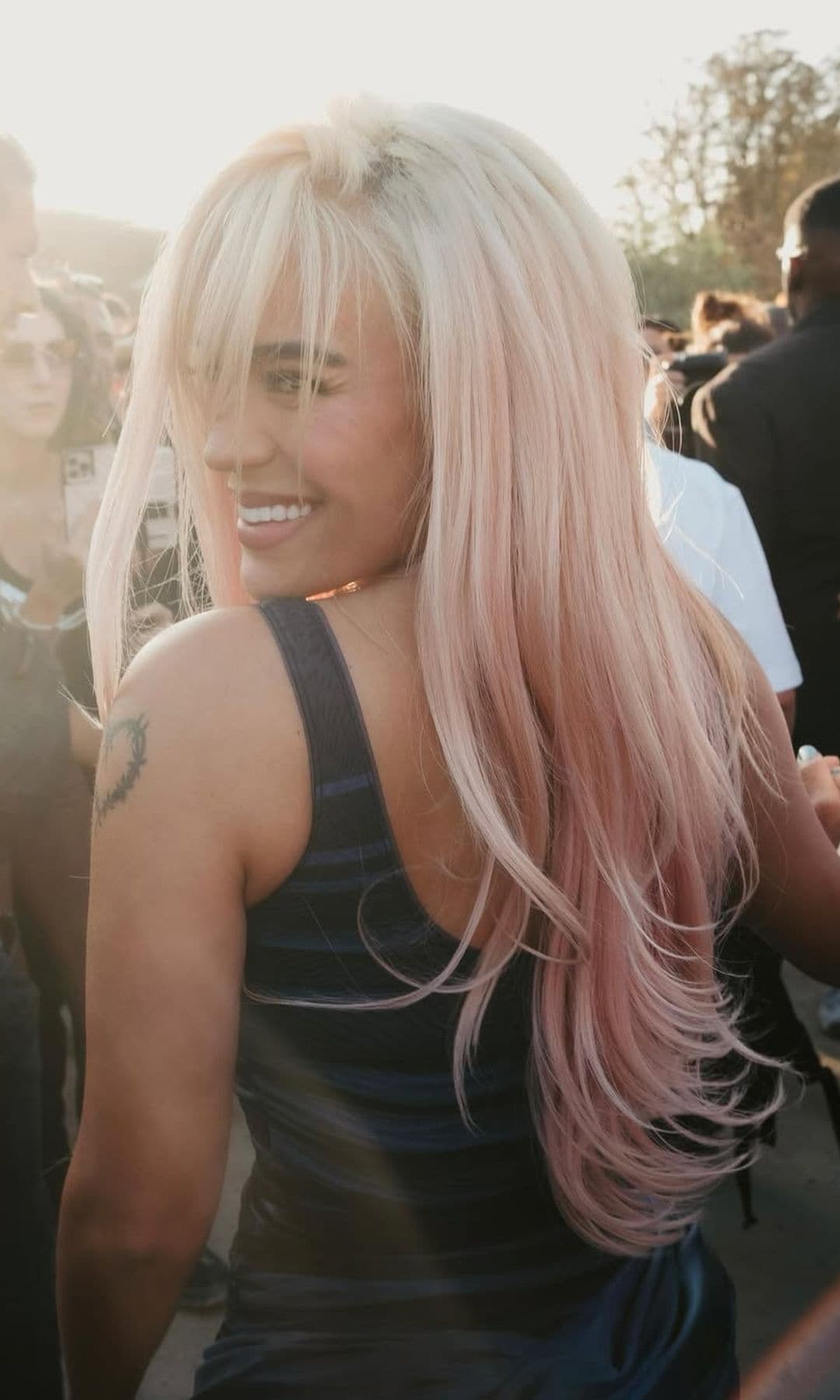 Karol G es una artista camaleónica: en 2024 llevó el pelo rosa