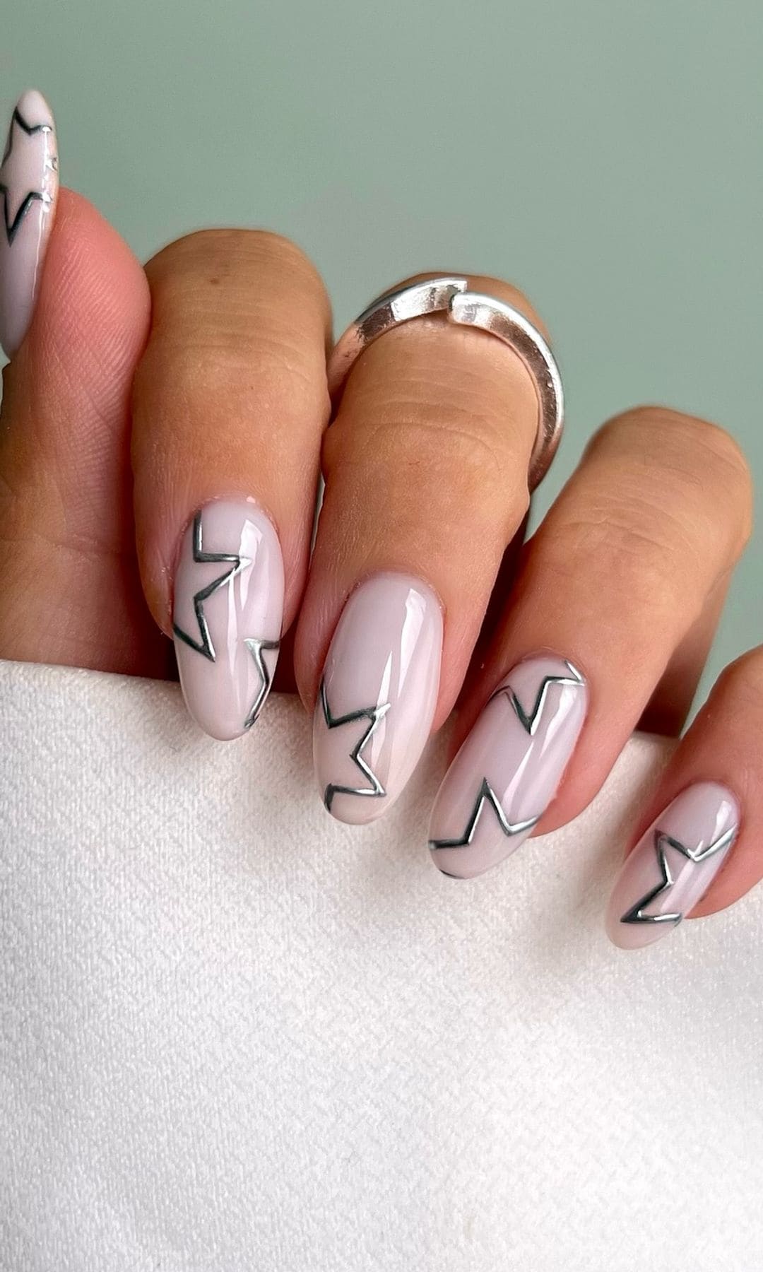 Manicura estrellas contorno