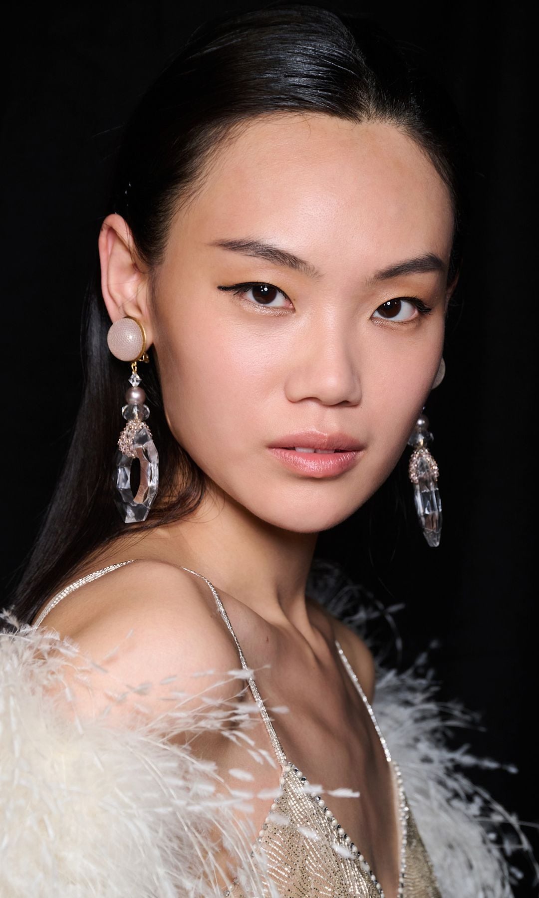 Los mejores trucos para conseguir simetría facial con maquillaje