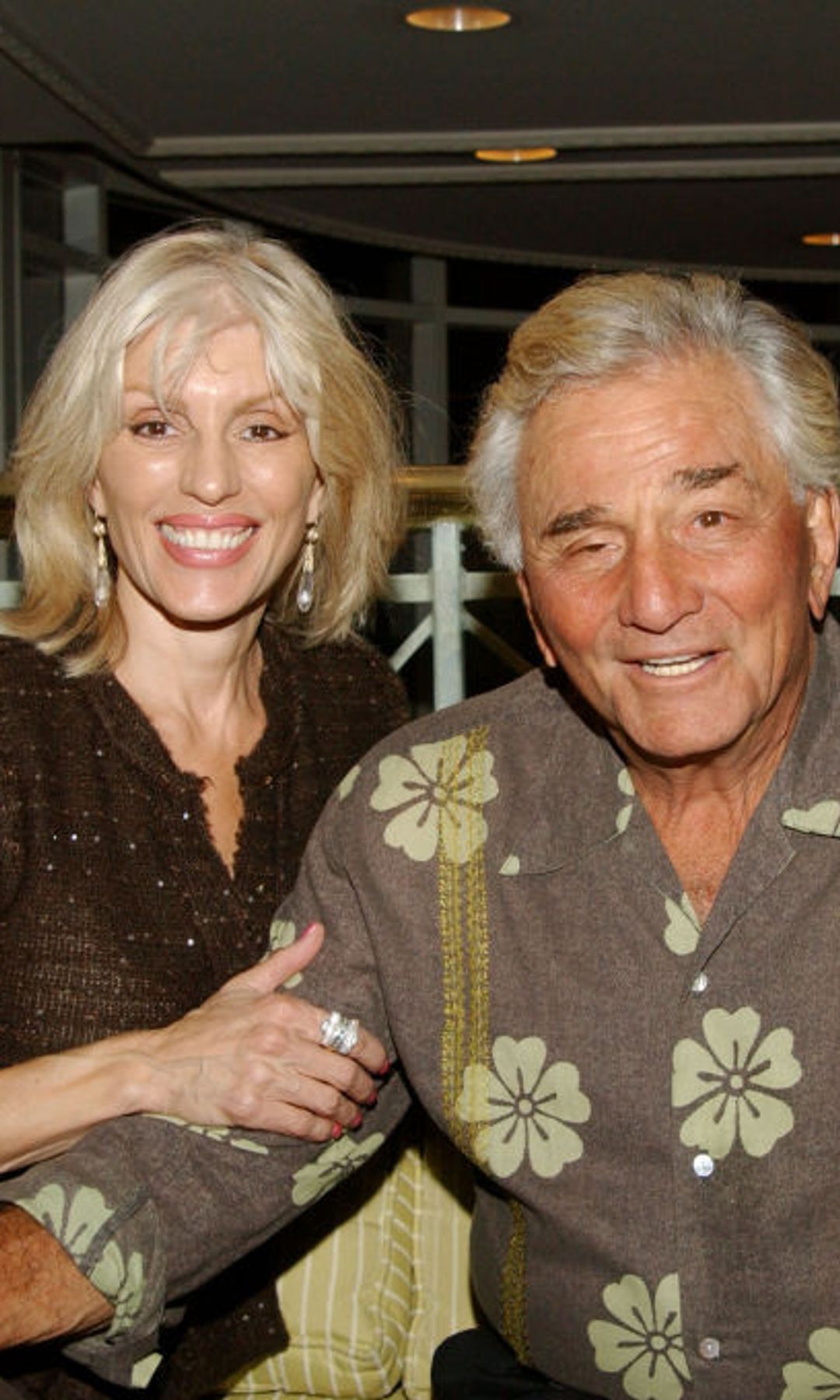 Peter Falk y su segunda esposa, Shera Danse