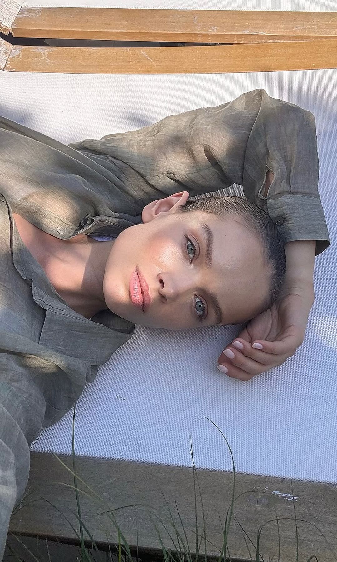 La influencer Marie Louise Wedel con una piel limpia y sana