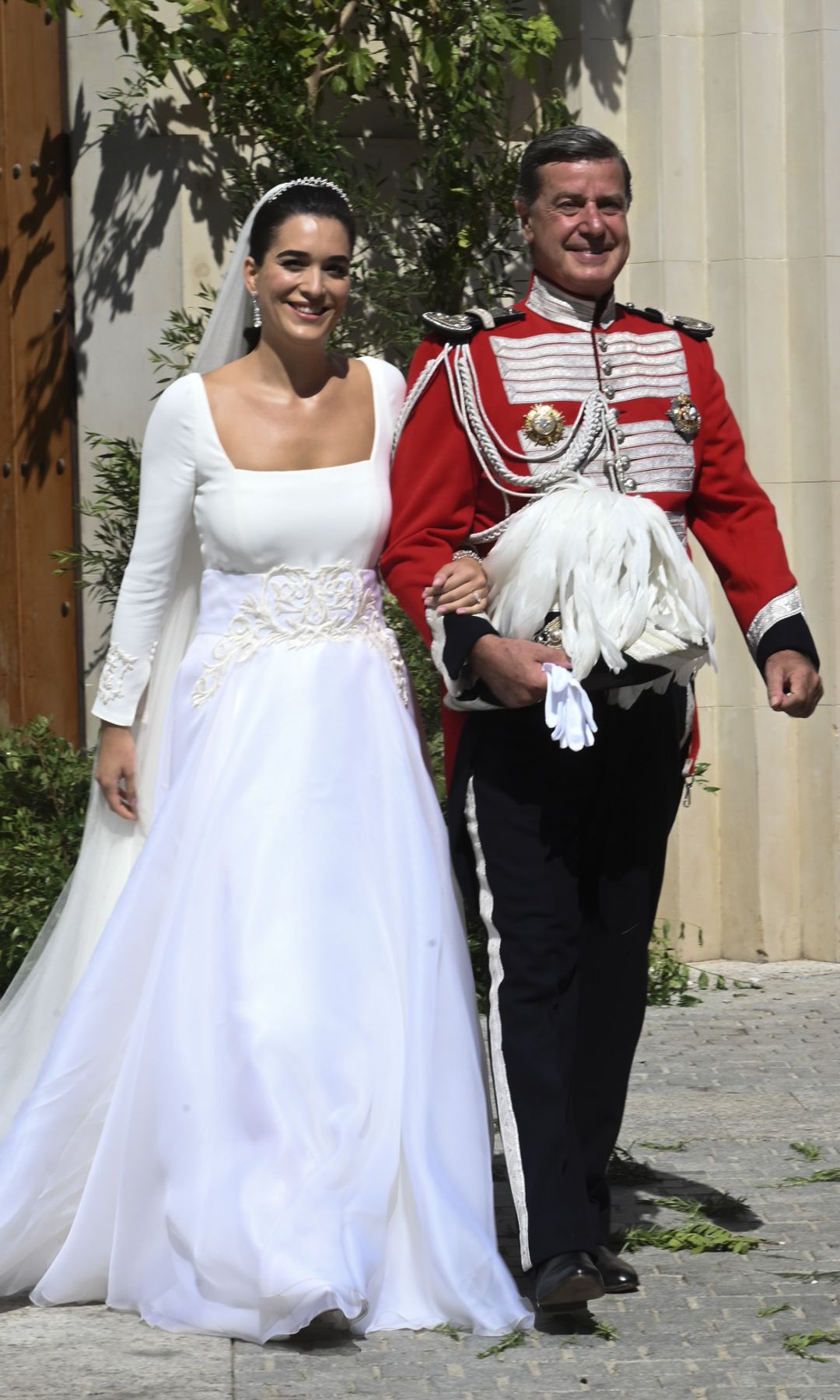 Cayetano Martínez de Irujo y Bárbara Mirjan, el día de su boda en Sevilla, el 4 de octubre de 2025.